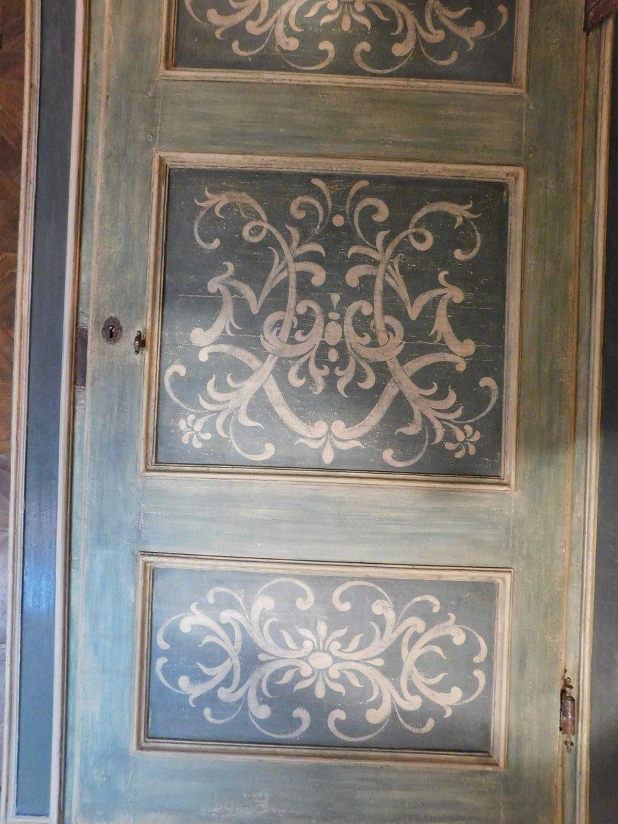 juego de 2 grandes puertas de interior, ricamente pintadas con marco y sobrepuerta, Italia en venta 8