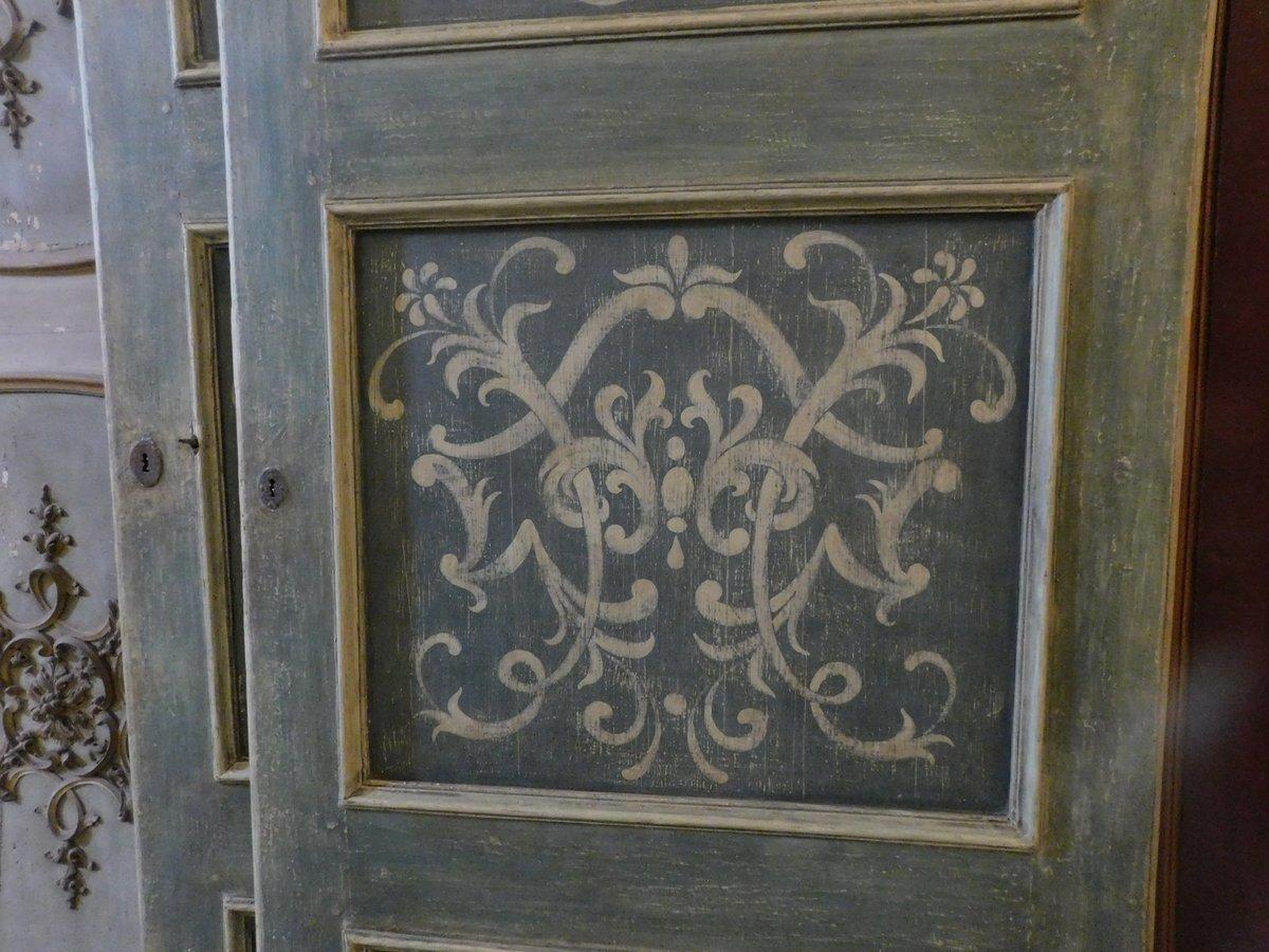 juego de 2 grandes puertas de interior, ricamente pintadas con marco y sobrepuerta, Italia Álamo en venta