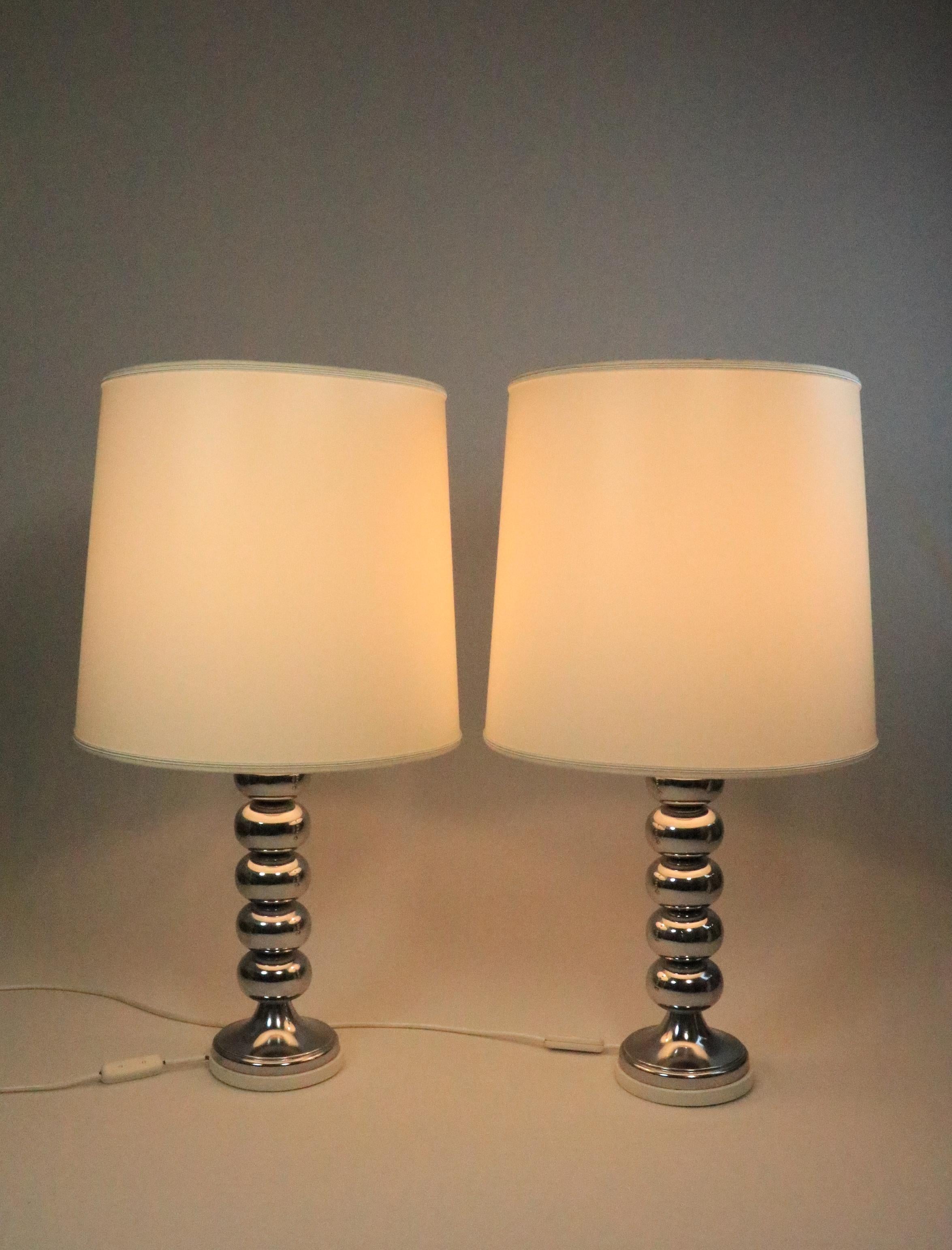Set of 2 Big Table Lamps, Chrome, Germany, Original 1970s In Good Condition For Sale In Berlin, BE