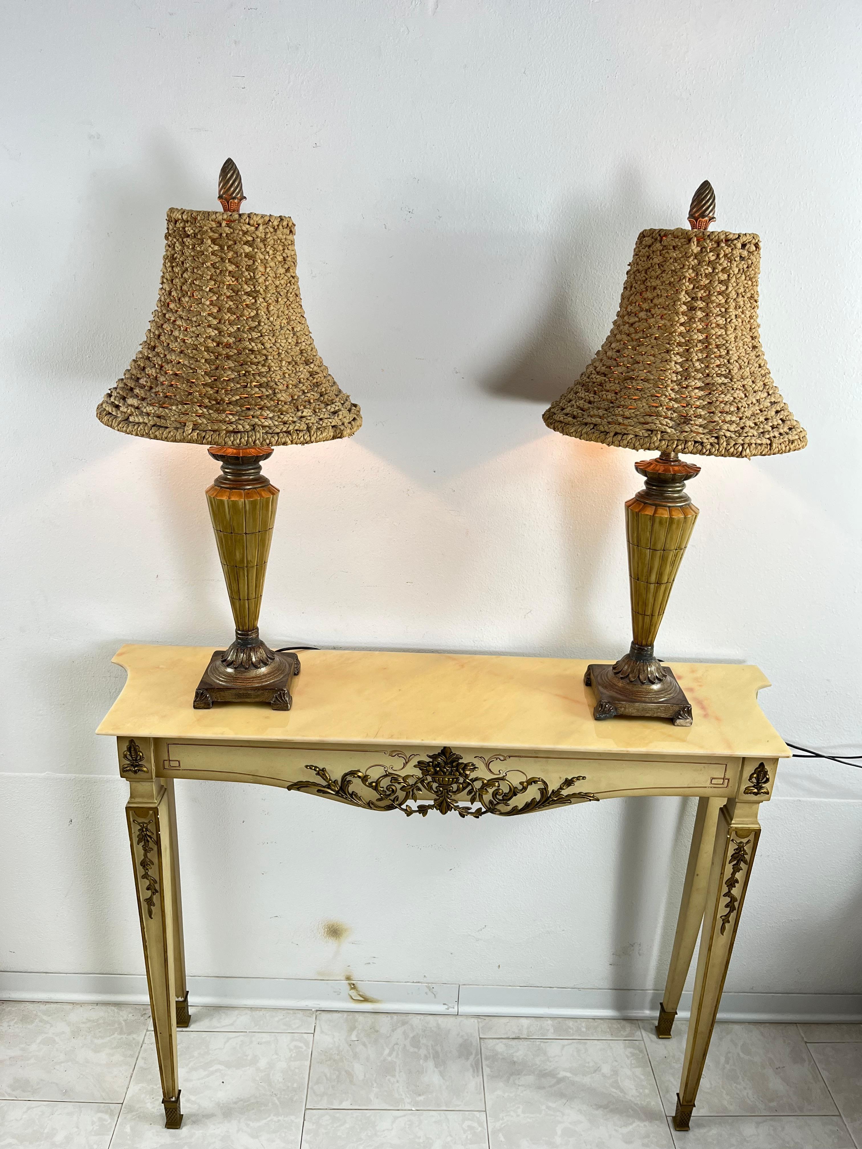 Set aus 2 großen Vintage-Rattan-Tischlampen im Stil von Luciano Frigerio, 1980er Jahre im Angebot 6