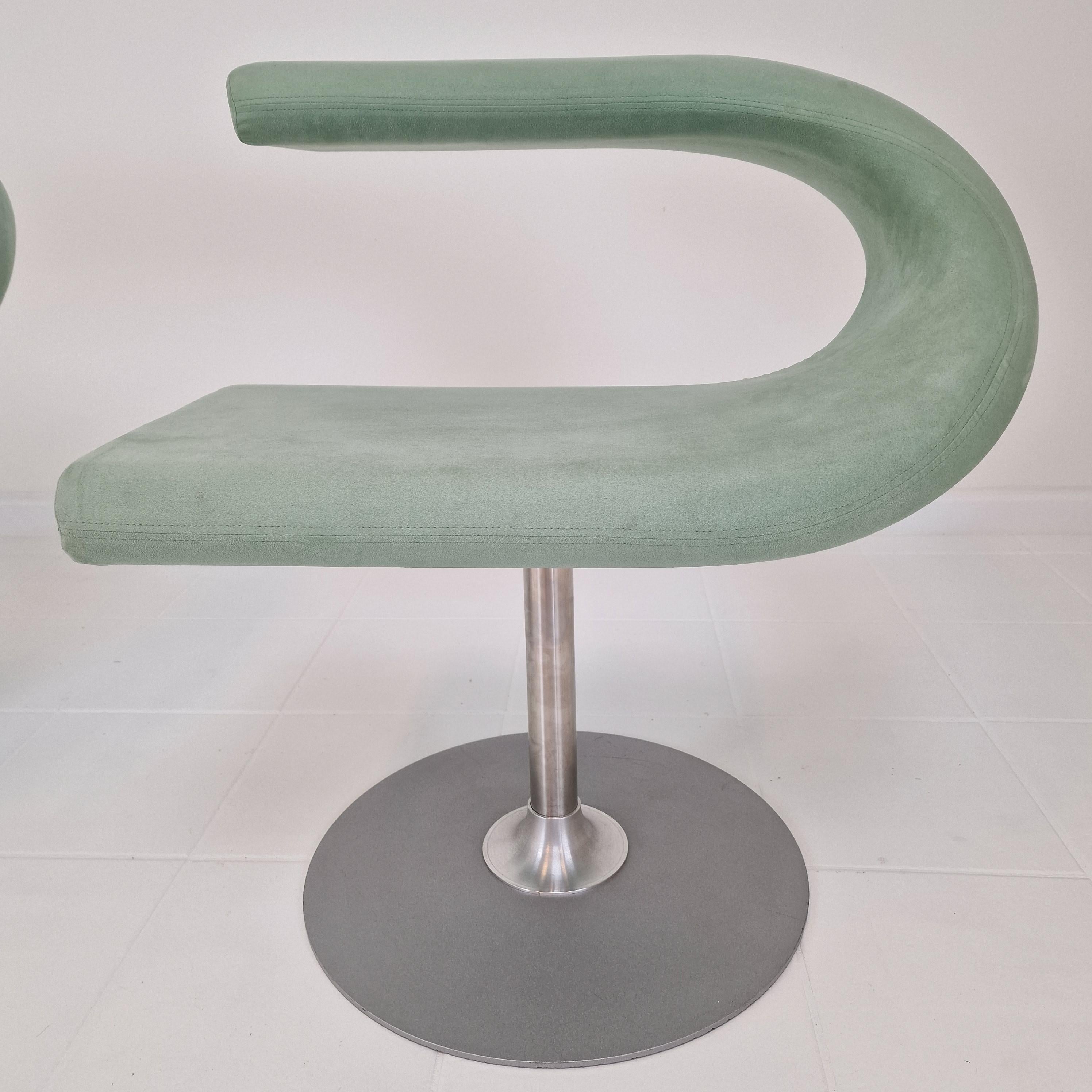Ensemble de 2 chaises pivotantes Bla Station Innovation C de Fredrik Mattson, Suède en vente 4
