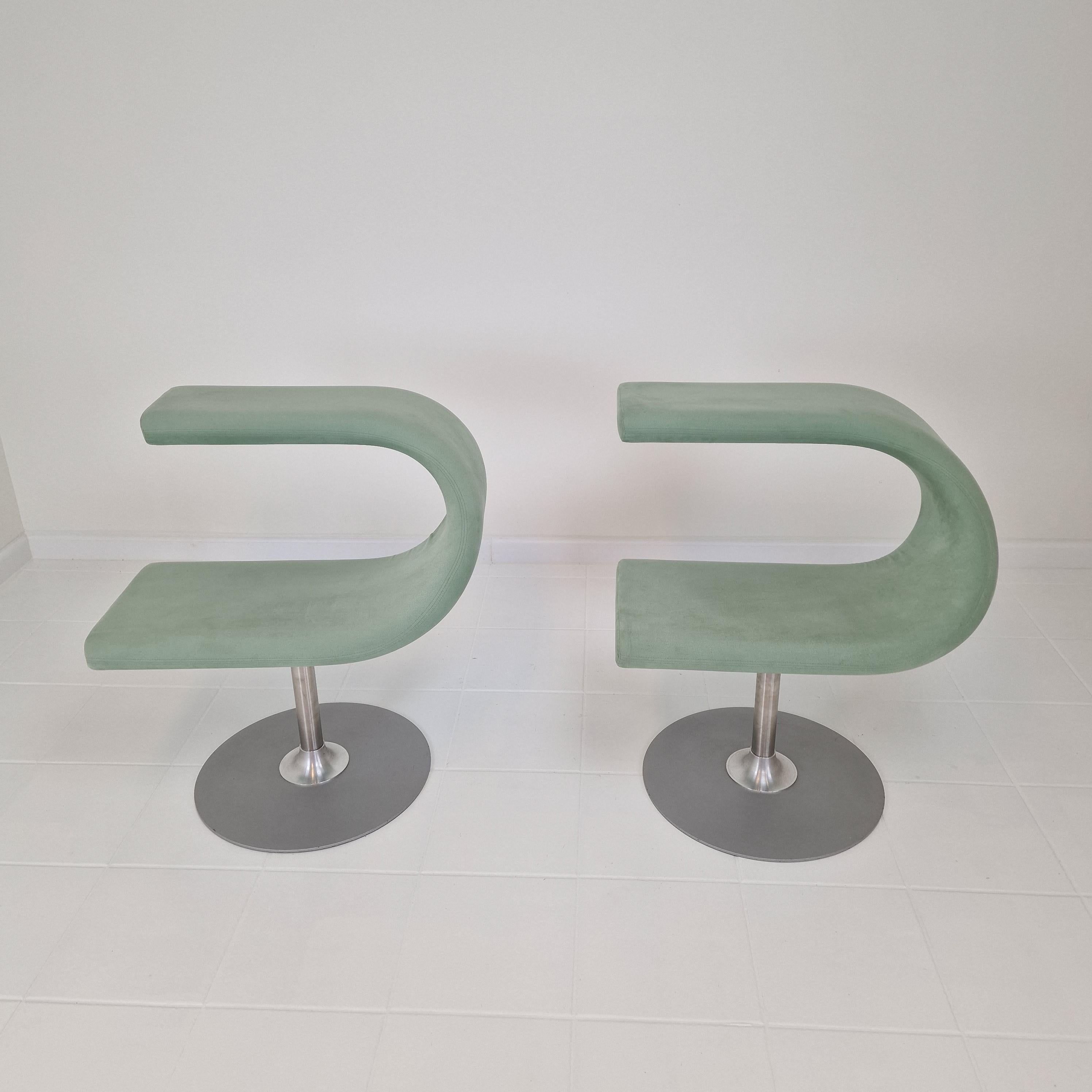 XXIe siècle et contemporain Ensemble de 2 chaises pivotantes Bla Station Innovation C de Fredrik Mattson, Suède en vente