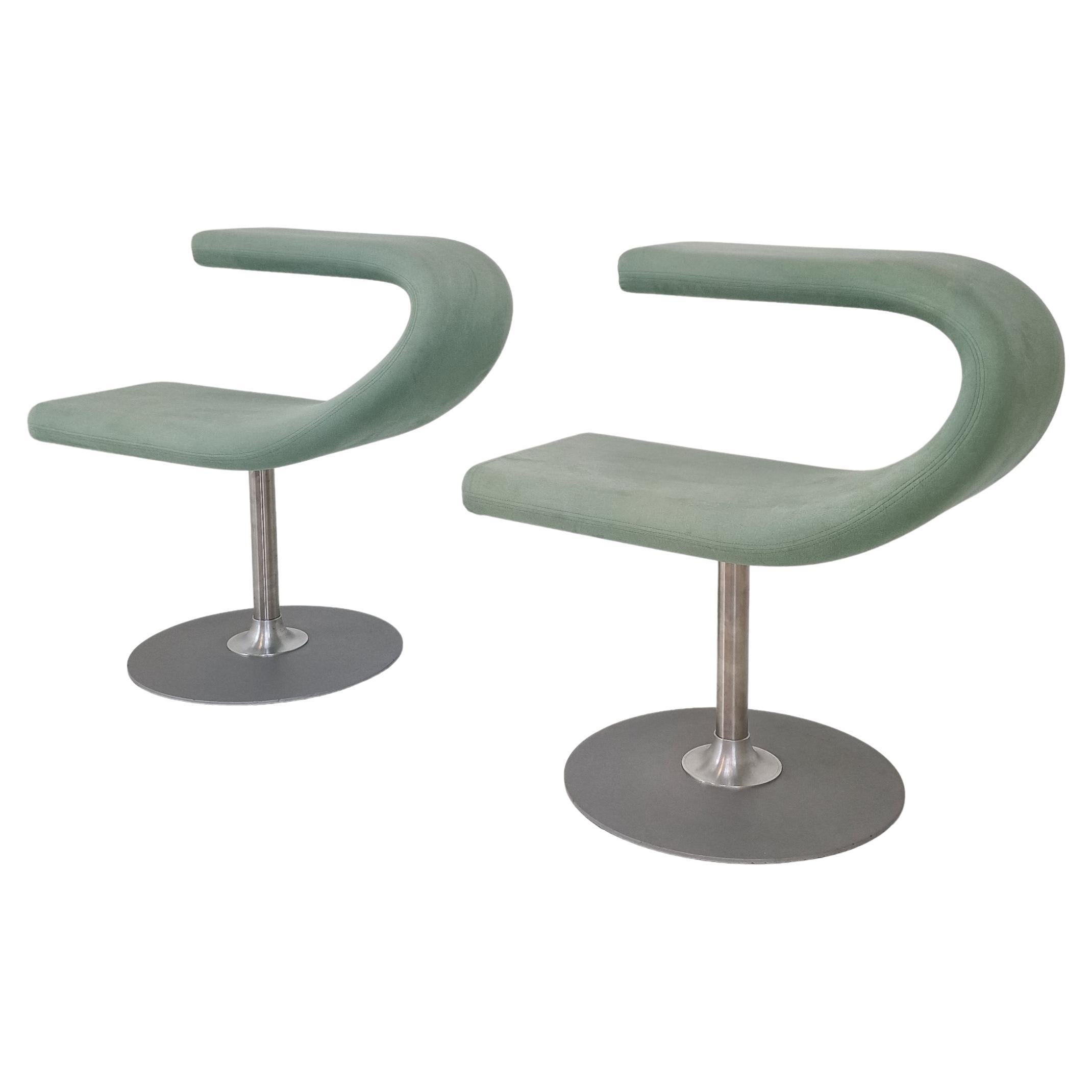 Ensemble de 2 chaises pivotantes Bla Station Innovation C de Fredrik Mattson, Suède