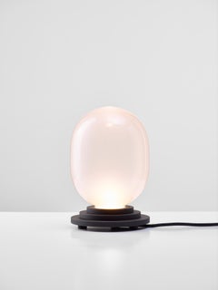 Ensemble de 2 lampes de bureau à capsule Stratos noires et roses par Dechem Studio
