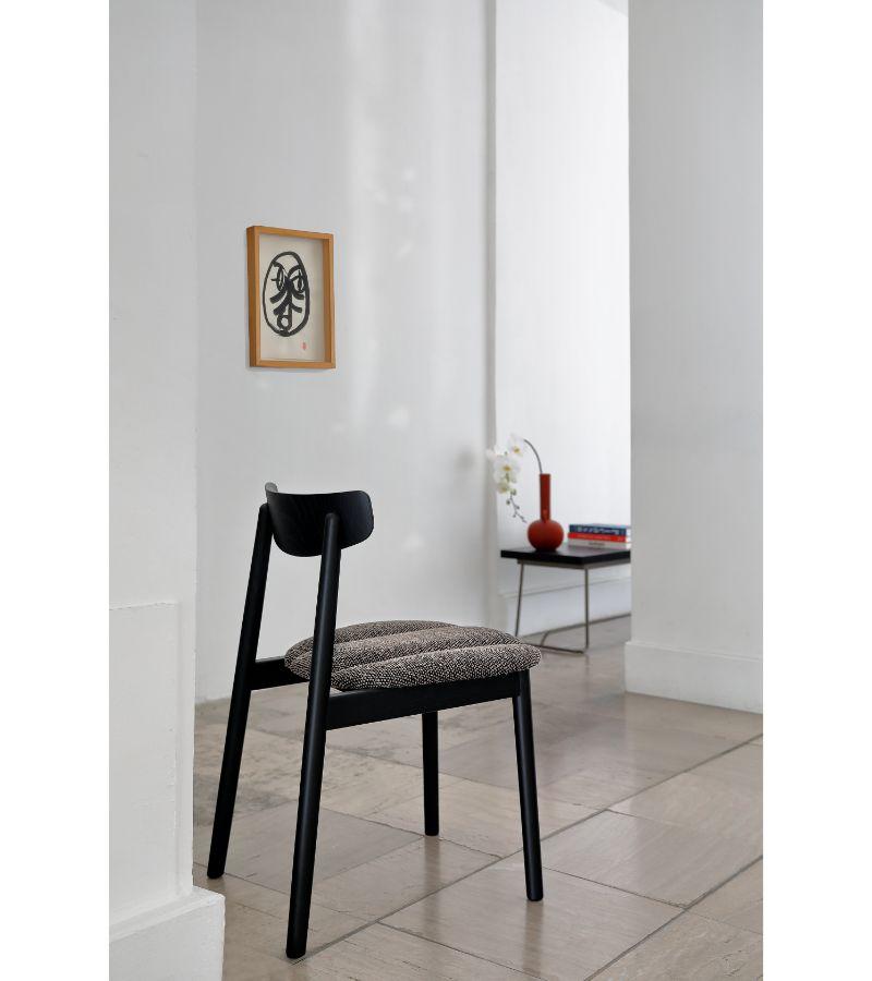 2er-Set Klee-Stühle aus schwarzer Esche, 2er-Set von Sebastian Herkner (Gebeizt) im Angebot