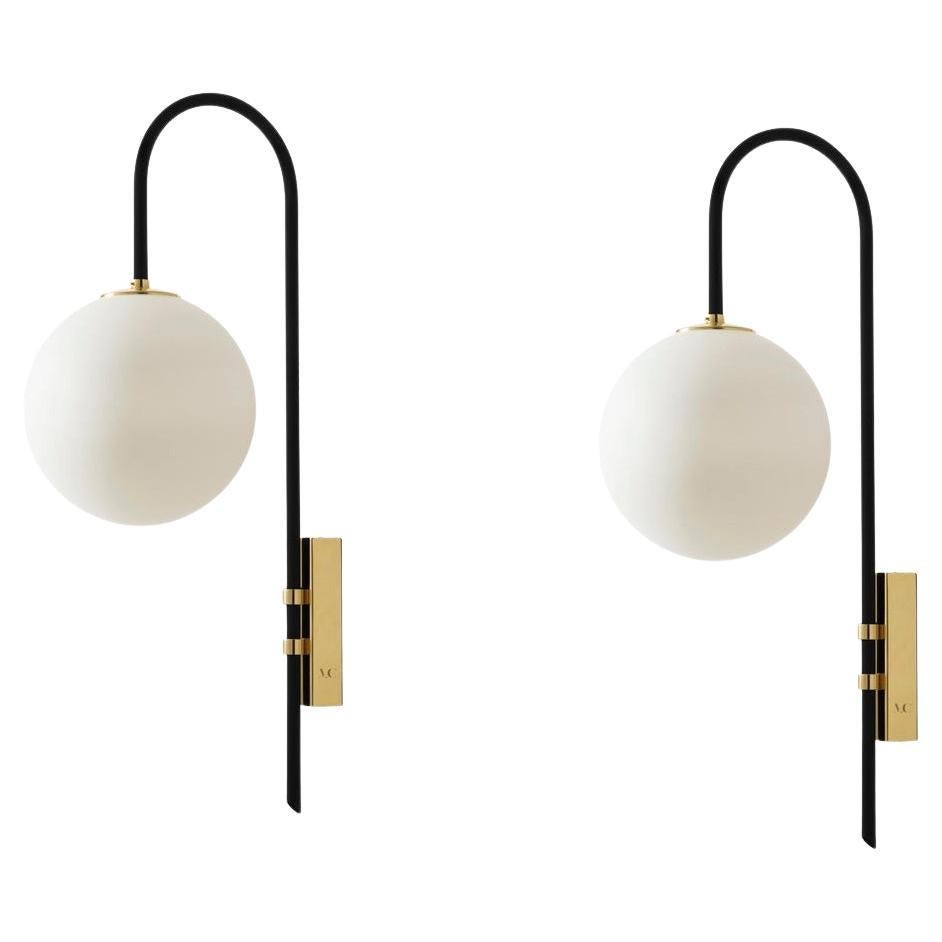 Lot de 2 lampes murales 06 en laiton noir par Magic Circus Editions