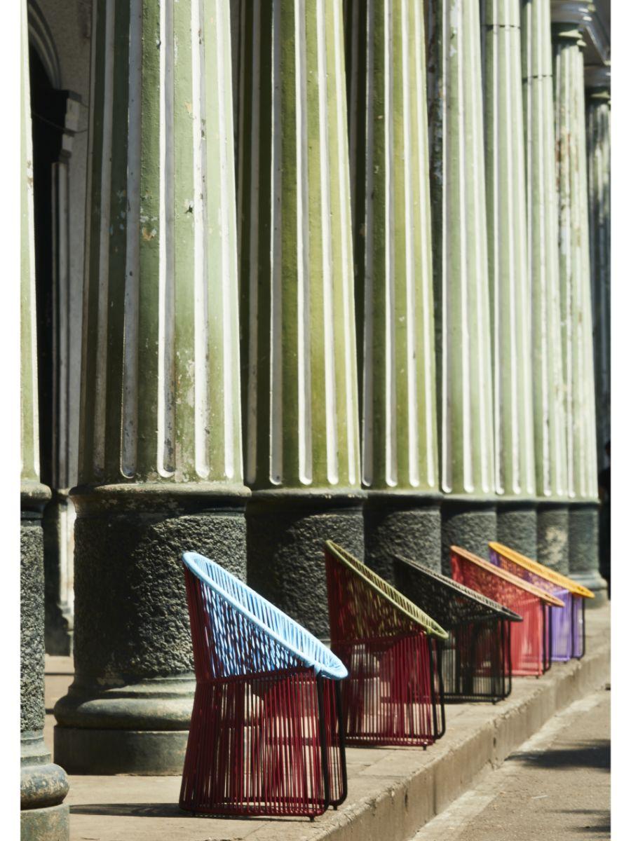 Ensemble de 2 chaises de salle à manger Cartagenas noires de Sebastian Herkner en vente 1