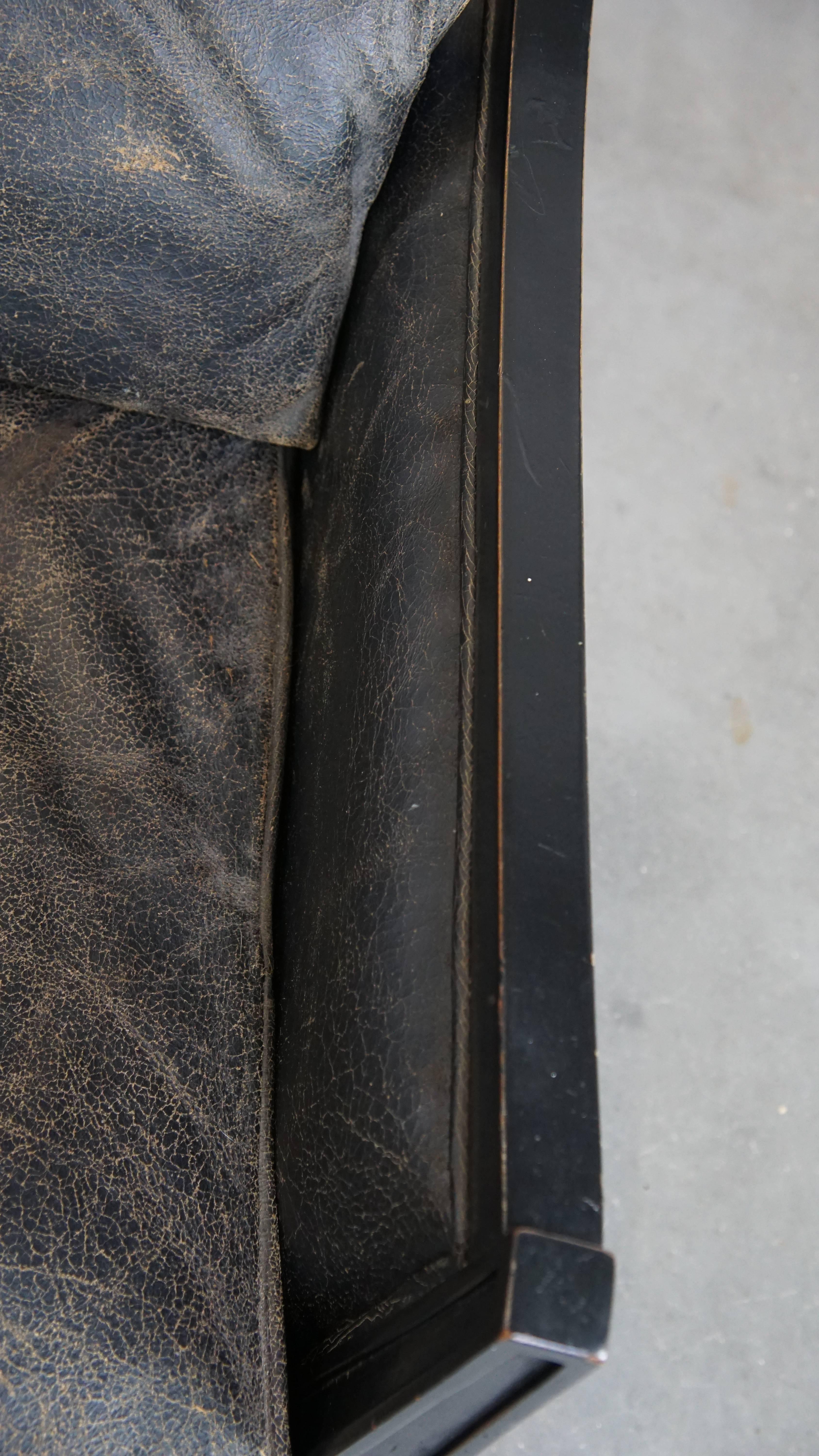 Set of 2 black cowhide leather and wooden armchairs with an Art Deco design For Sale 3