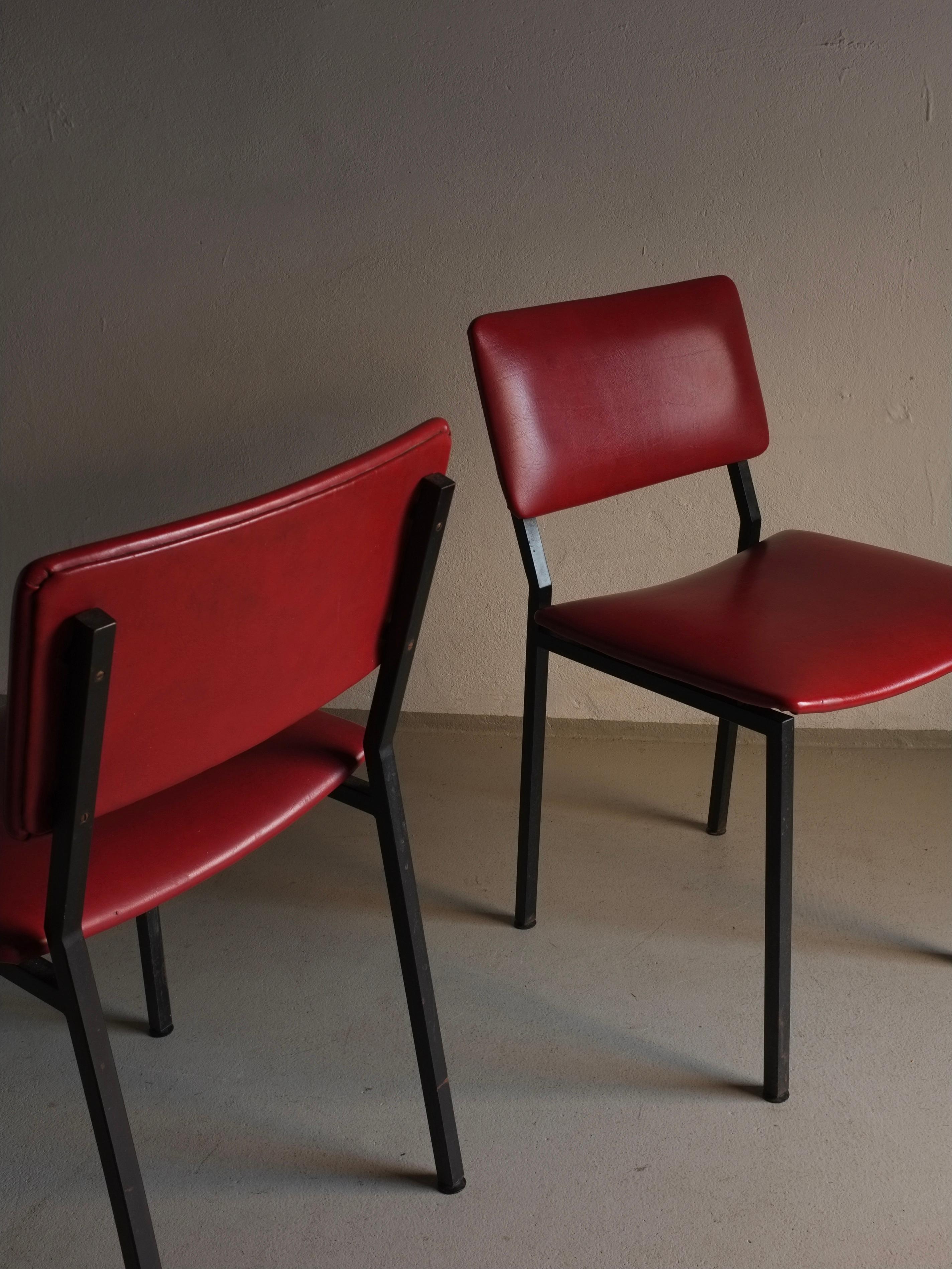 Set of 2 Black Metal Chairs by Gerrit Veenendaal For Kembo, Netherlands 1960s For Sale 1