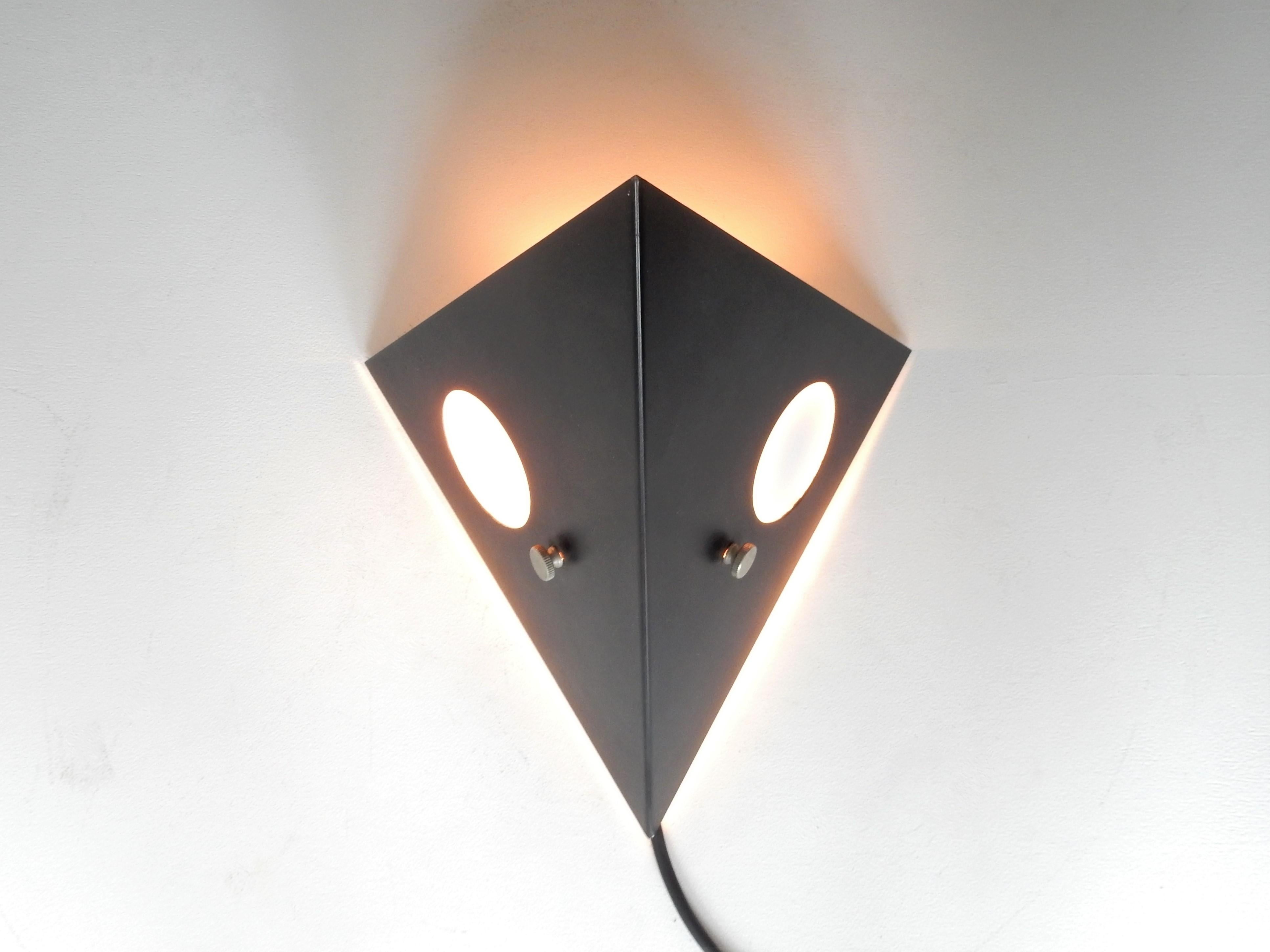 Mid-Century Modern Set of 2 Black Metal 'Night Owl' Wall Lamps for RAAK, the Netherlands, 1960s For Sale