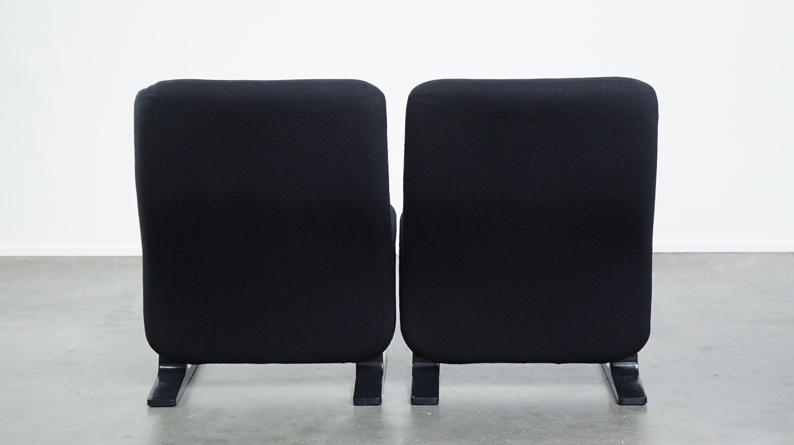 Fatto a mano Set di 2 poltrone nere dal design vintage in vendita