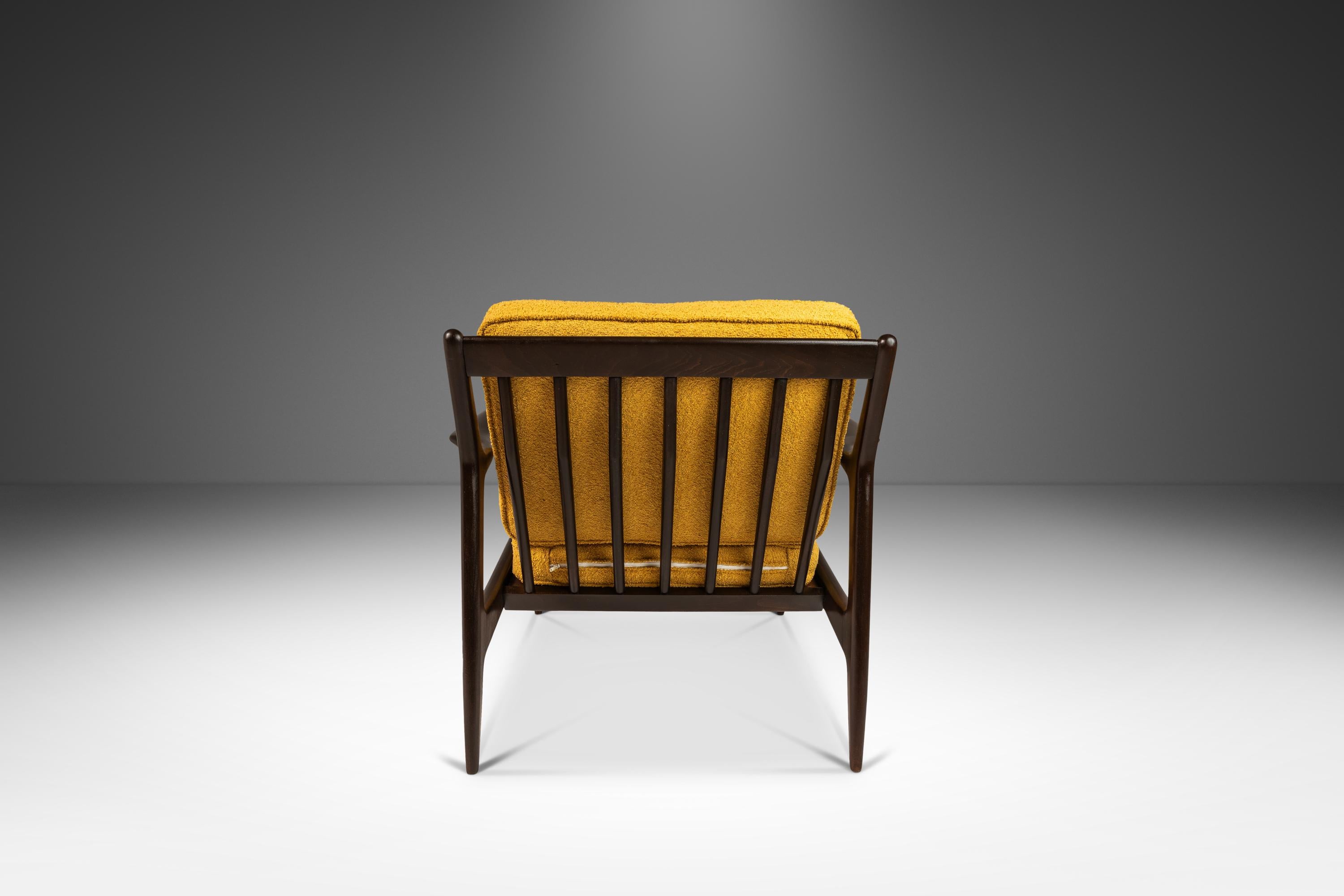 Set of 2 'Blade Arm' Lounge Chairs by Ib Kofod Larsen for Selig, Denmark, 1960's In Good Condition In Deland, FL