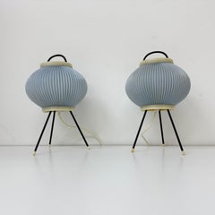 Lot de 2 lampes de table tripodes en ripsal bleu, années 1950