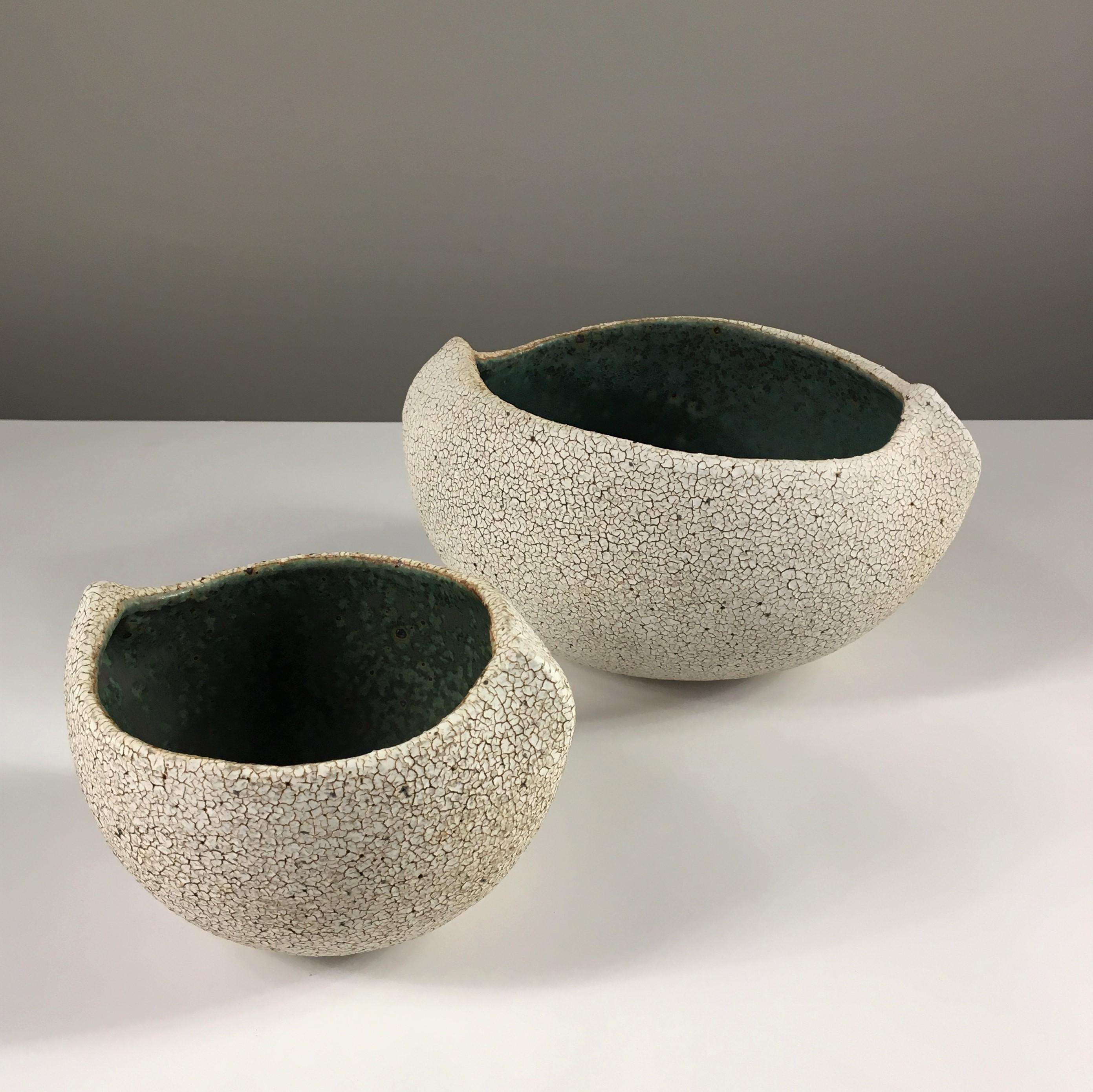 Set of 2 Boat Shaped Bowls with Glaze by Yumiko Kuga. Dimensions: W 7