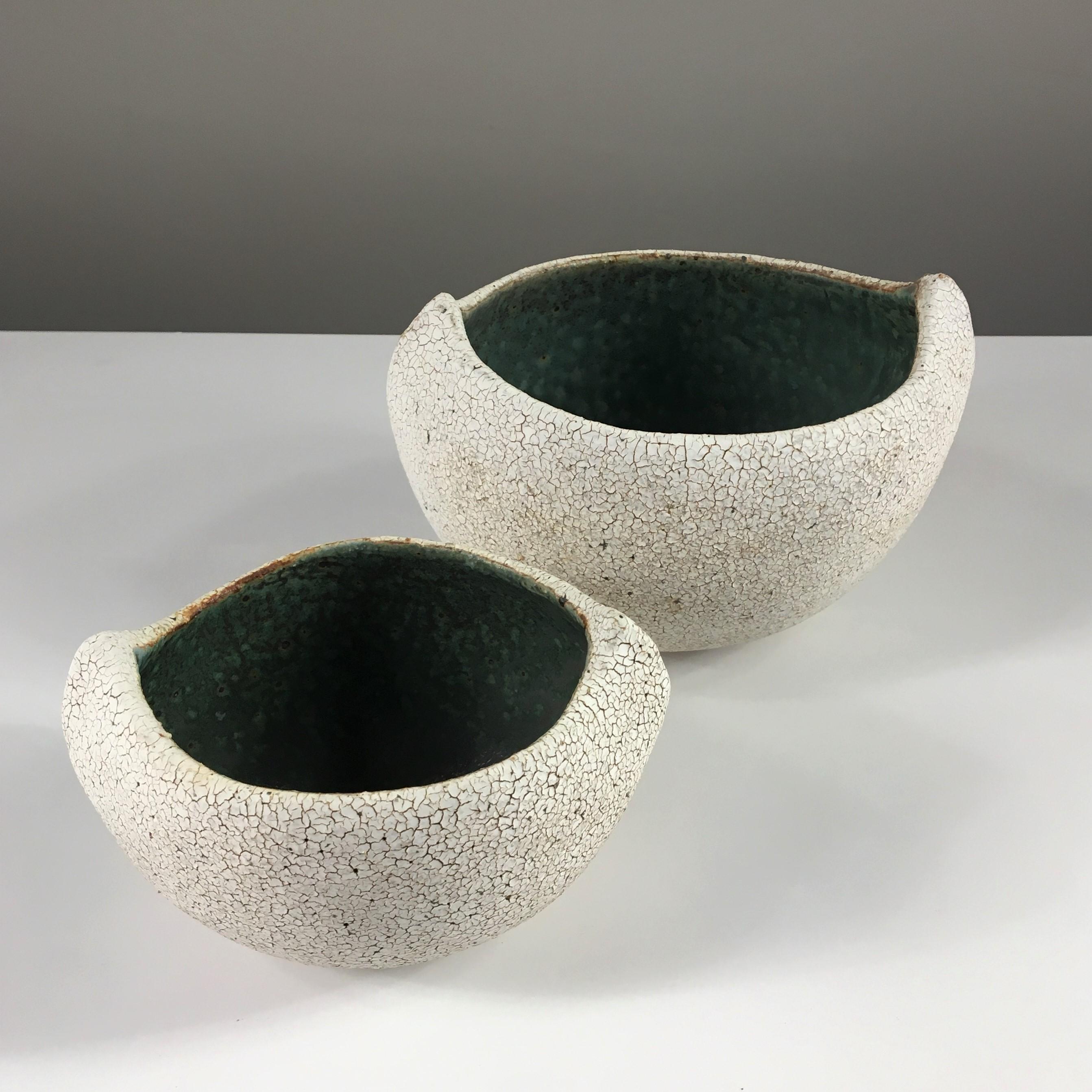 Set of 2 Boat Shaped Bowls with Inner Glaze by Yumiko Kuga. Dimensions: W 7