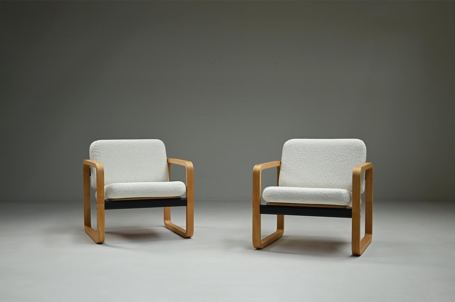 Postmoderne Ensemble de 2 chaises longues en bouclette de Aeon Mondial, années 1980, Pays-Bas. en vente