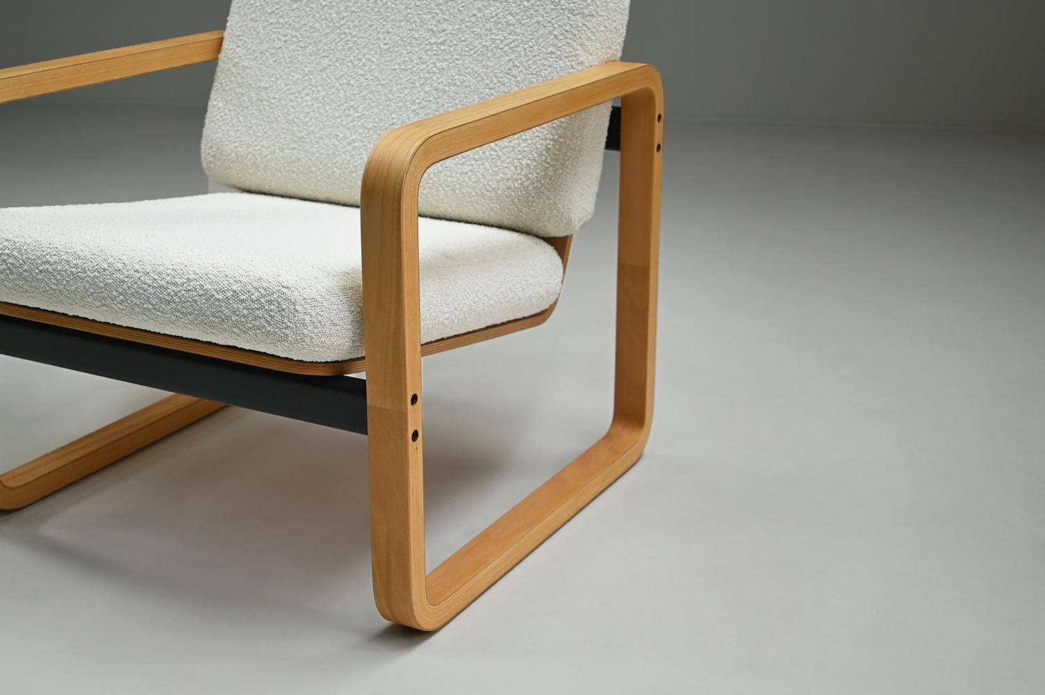 Fin du 20e siècle Ensemble de 2 chaises longues en bouclette de Aeon Mondial, années 1980, Pays-Bas. en vente