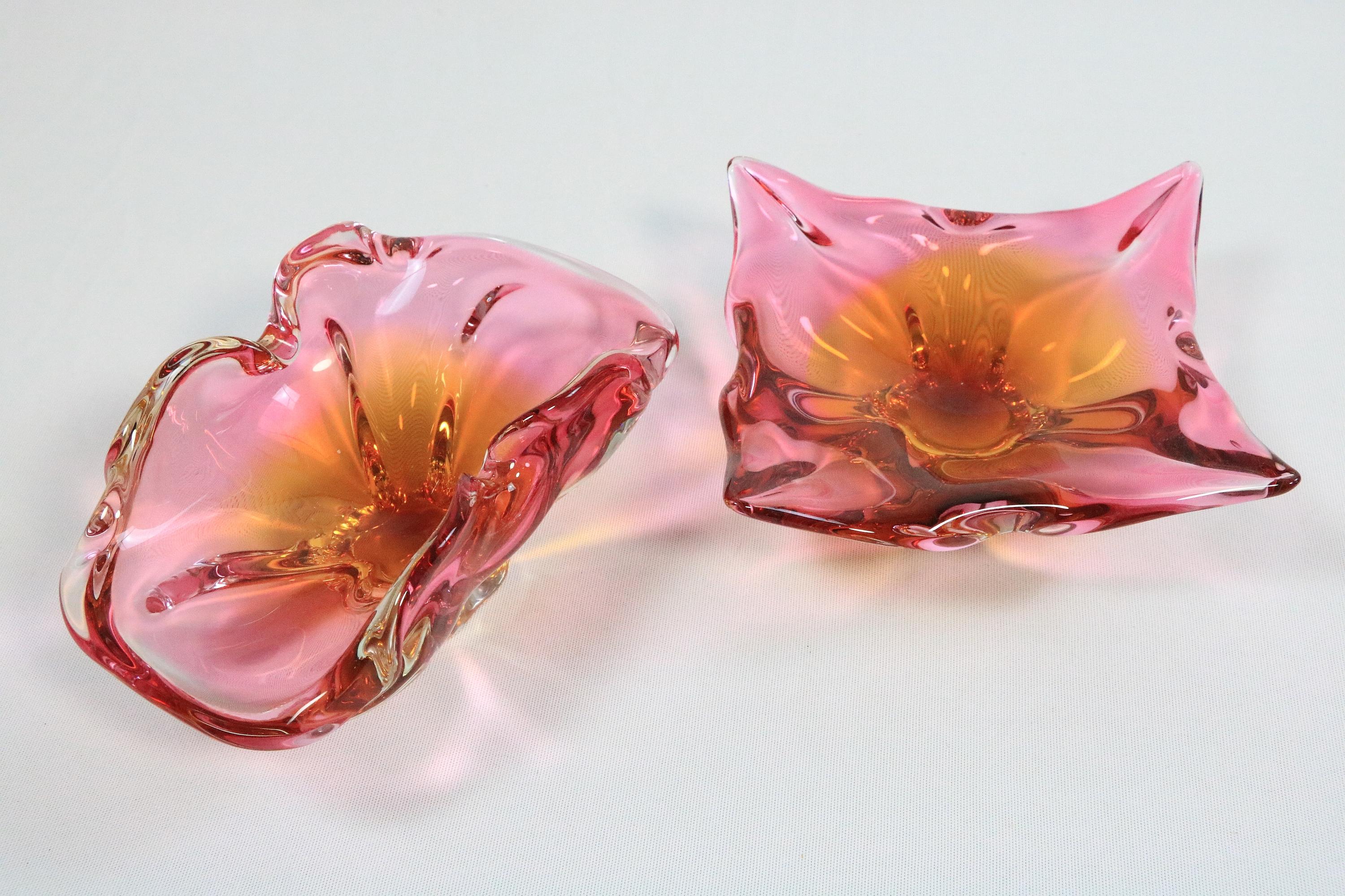 Mid-Century moderno Set di 2 ciotole, Bohemia Crystal, ceco, Josef Hospodka, Chribska, anni '70 in vendita