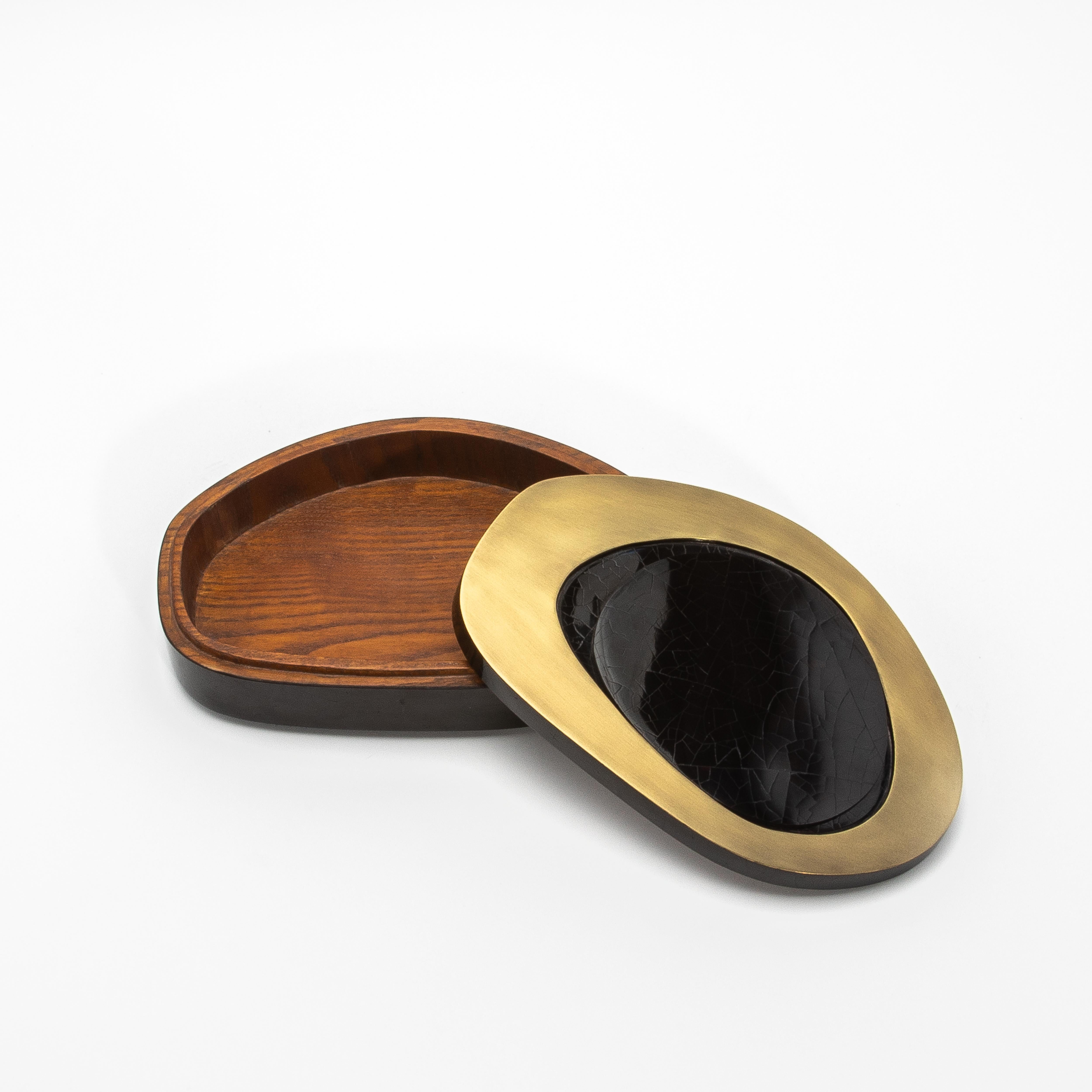 Set of 2 Boxes in Black Shell with Bronze Patina Brass by R&Y Augousti For Sale 3