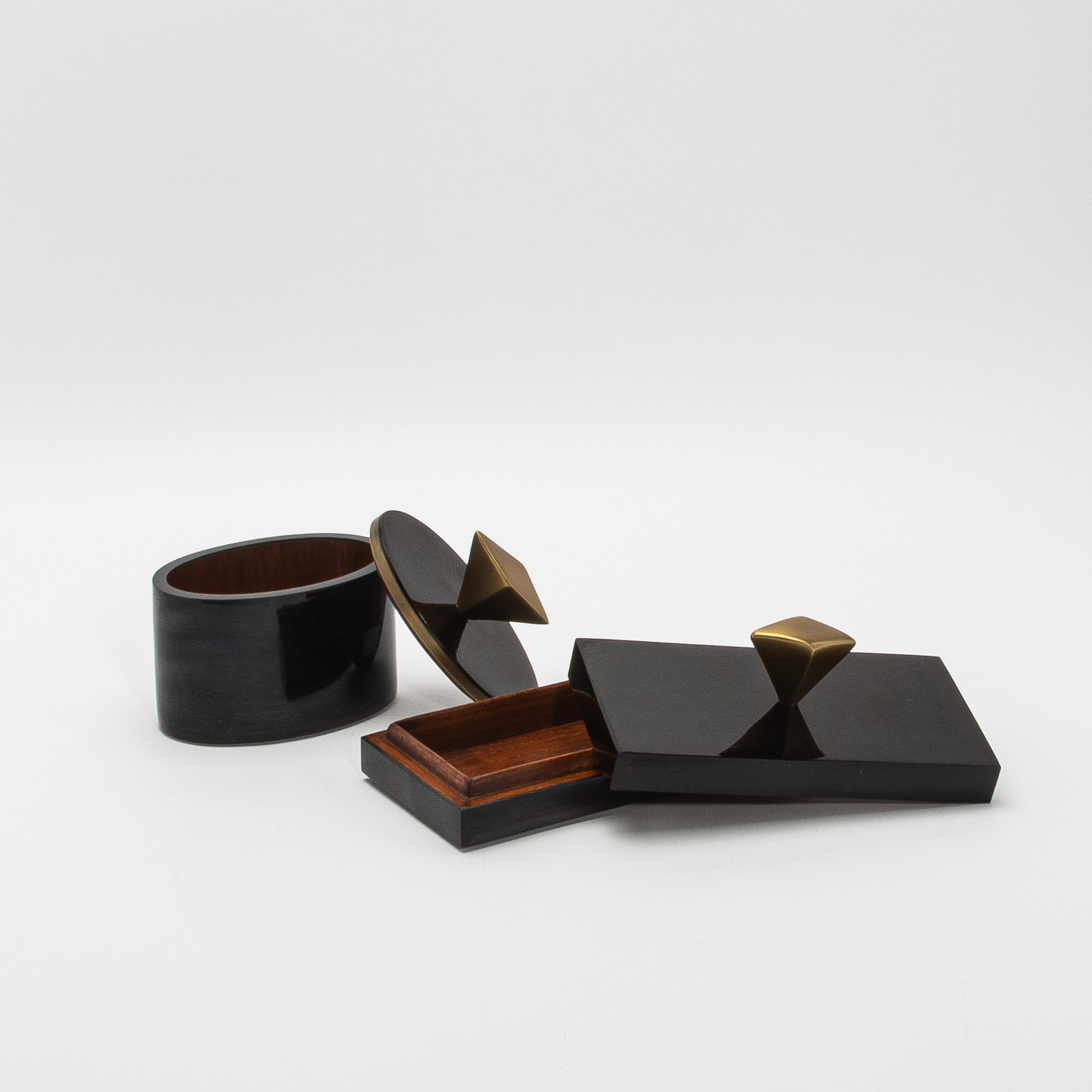 Philippine Set of 2 Boxes in Black Shell with Bronze Patina Brass Details by Kifu Paris For Sale