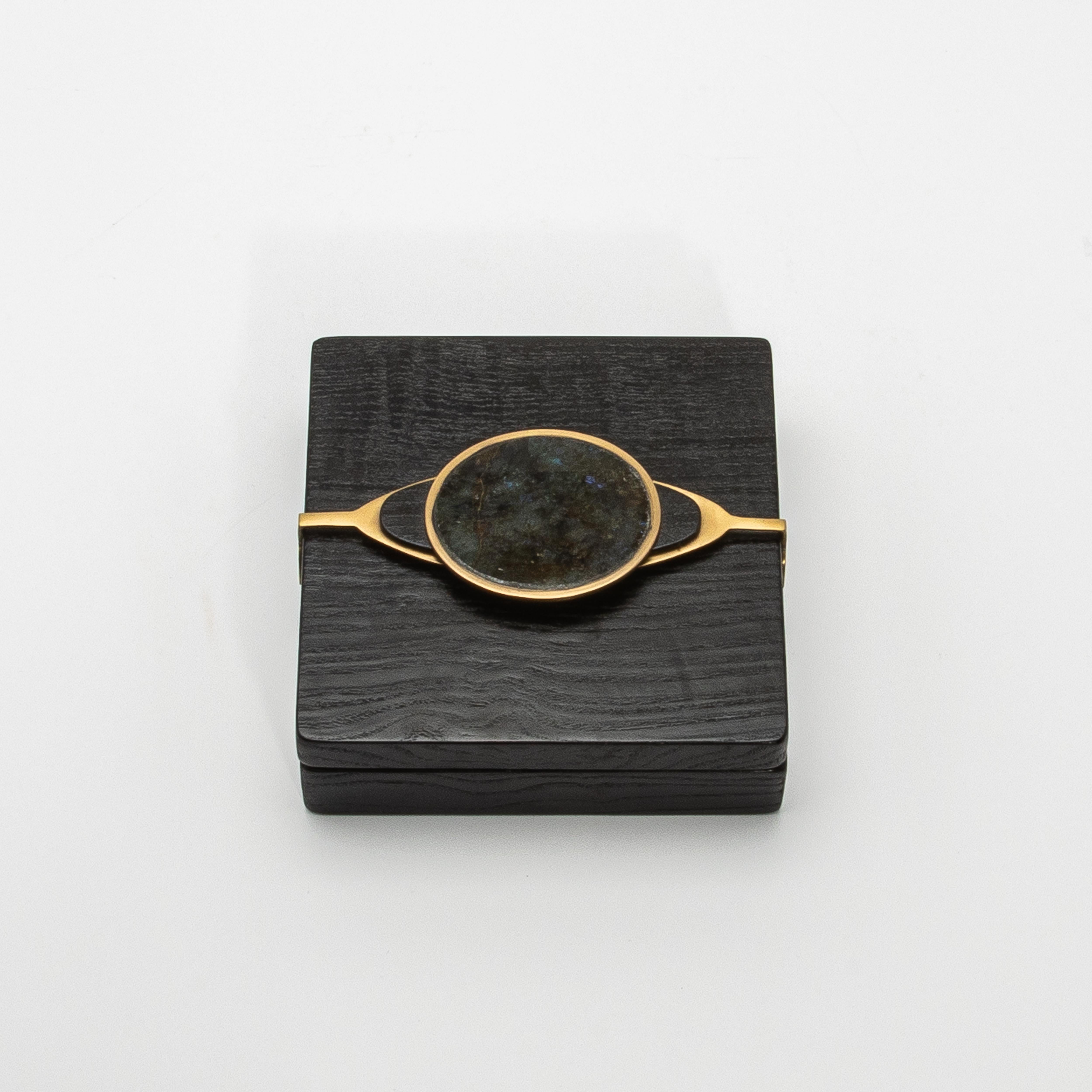 Ottone Set di 2 scatole in Oak con pietre semipreziose e ottone di Kifu Paris in vendita