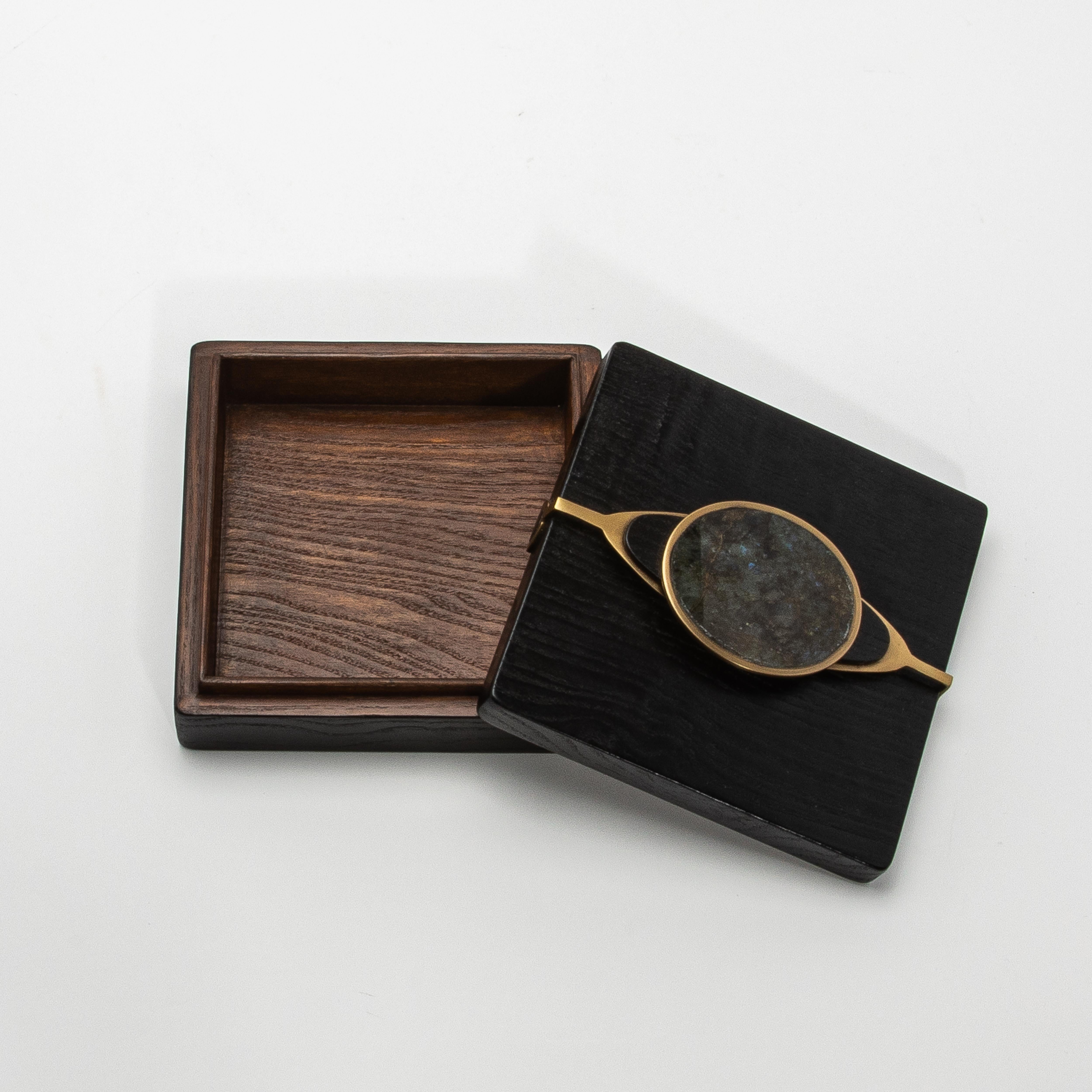 Set di 2 scatole in Oak con pietre semipreziose e ottone di Kifu Paris in vendita 1