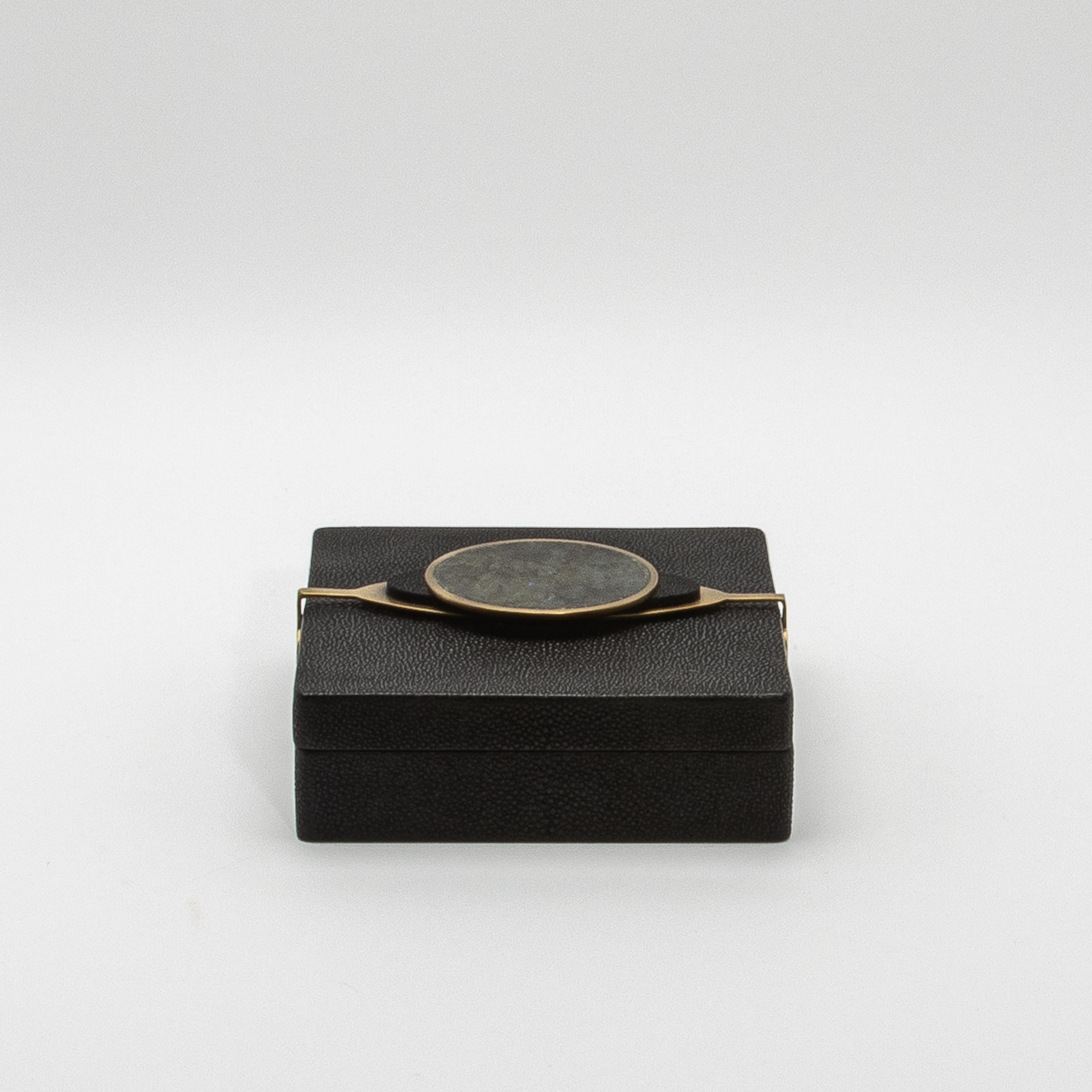 Philippine Set of 2 Boxes in Shagreen with Semi-Precious Stone and Brass by Kifu Paris For Sale