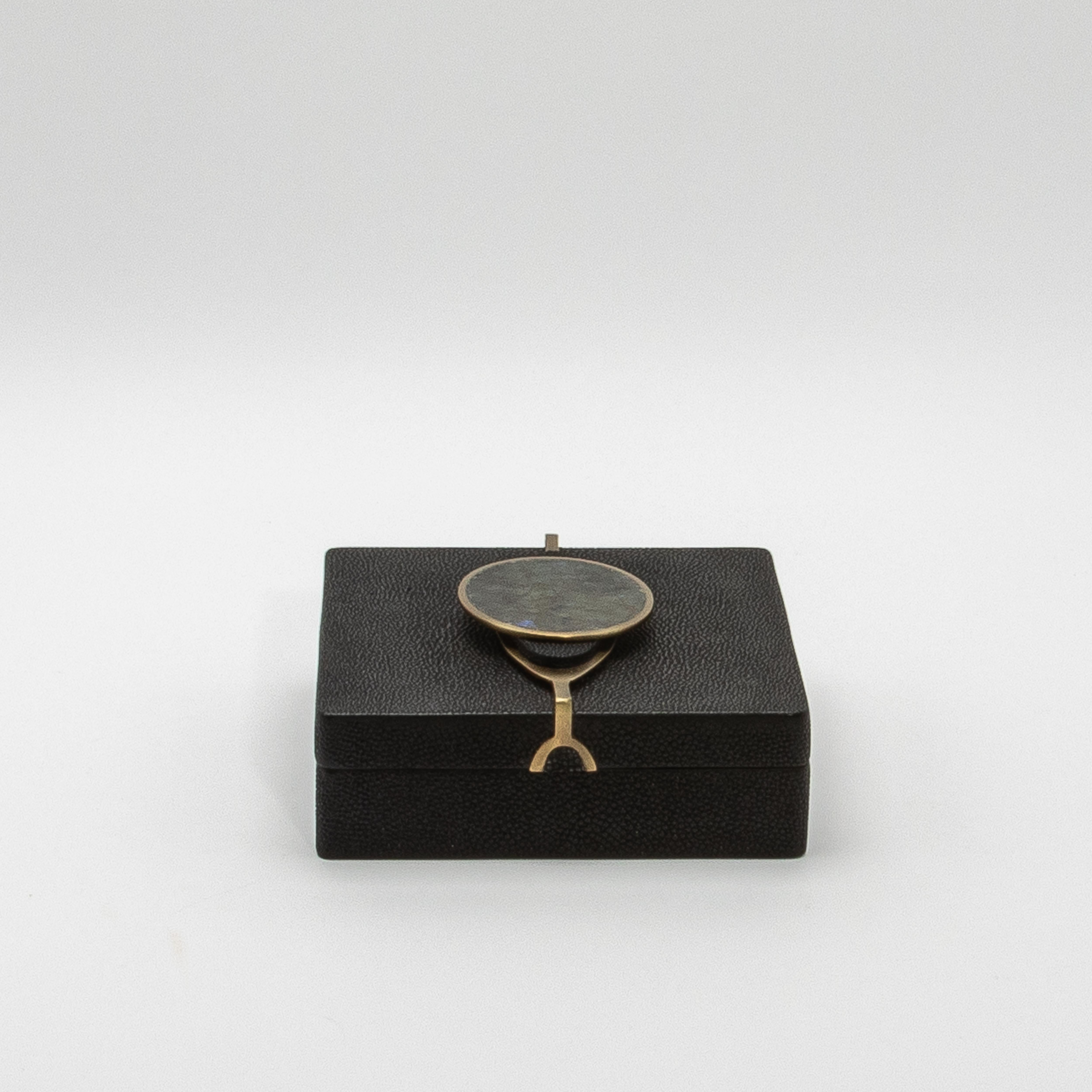 Set of 2 Boxes in Shagreen with Semi-Precious Stone and Brass by Kifu Paris In New Condition For Sale In West Hollywood, CA