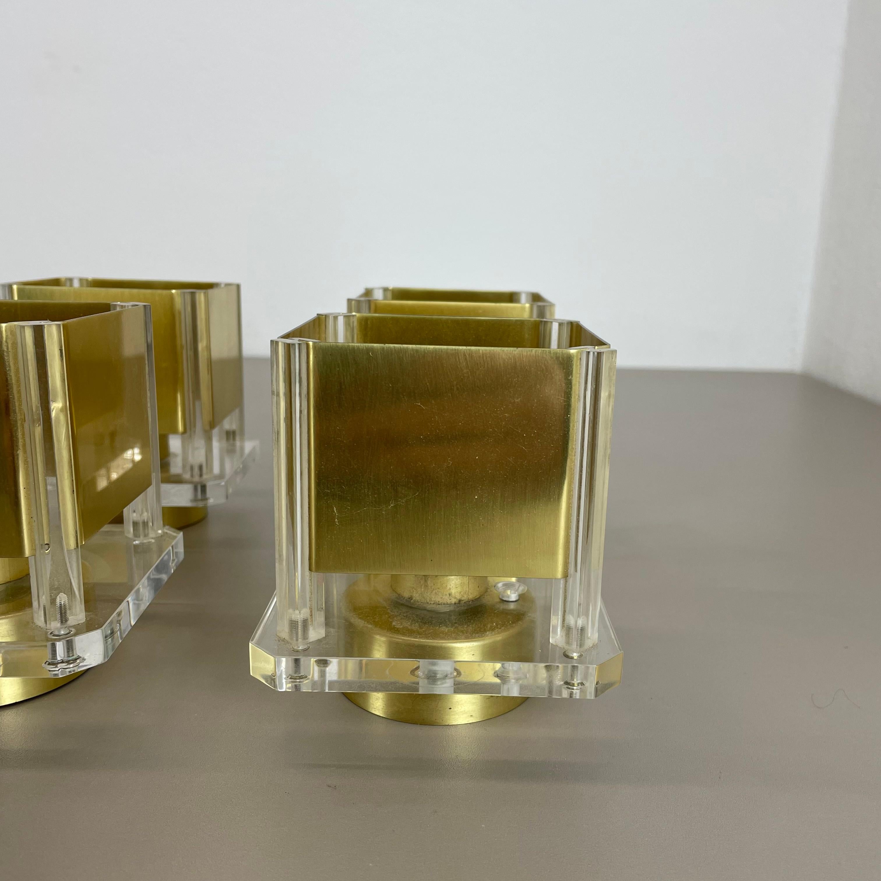 Set of 2 Brass + Acryl Glass Cubic Stilnovo Style Wall Light Sconces, Italy 1970 For Sale 9