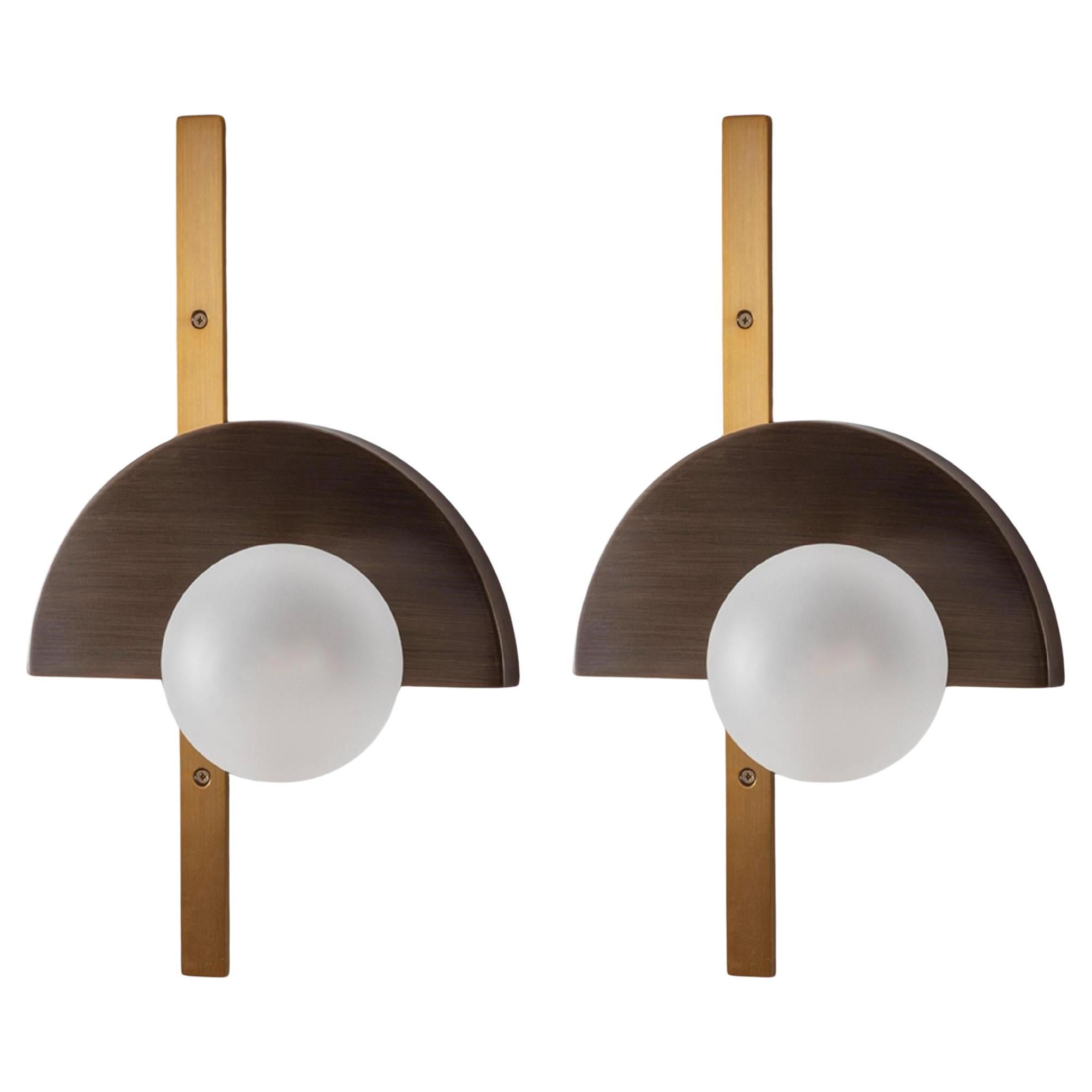 Set of 2 Brass Exhibition Wall Lights by Square in Circle For Sale