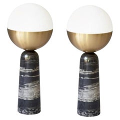 Set aus 2 Kugel-Tischlampen aus Messing von Square in Kreis
