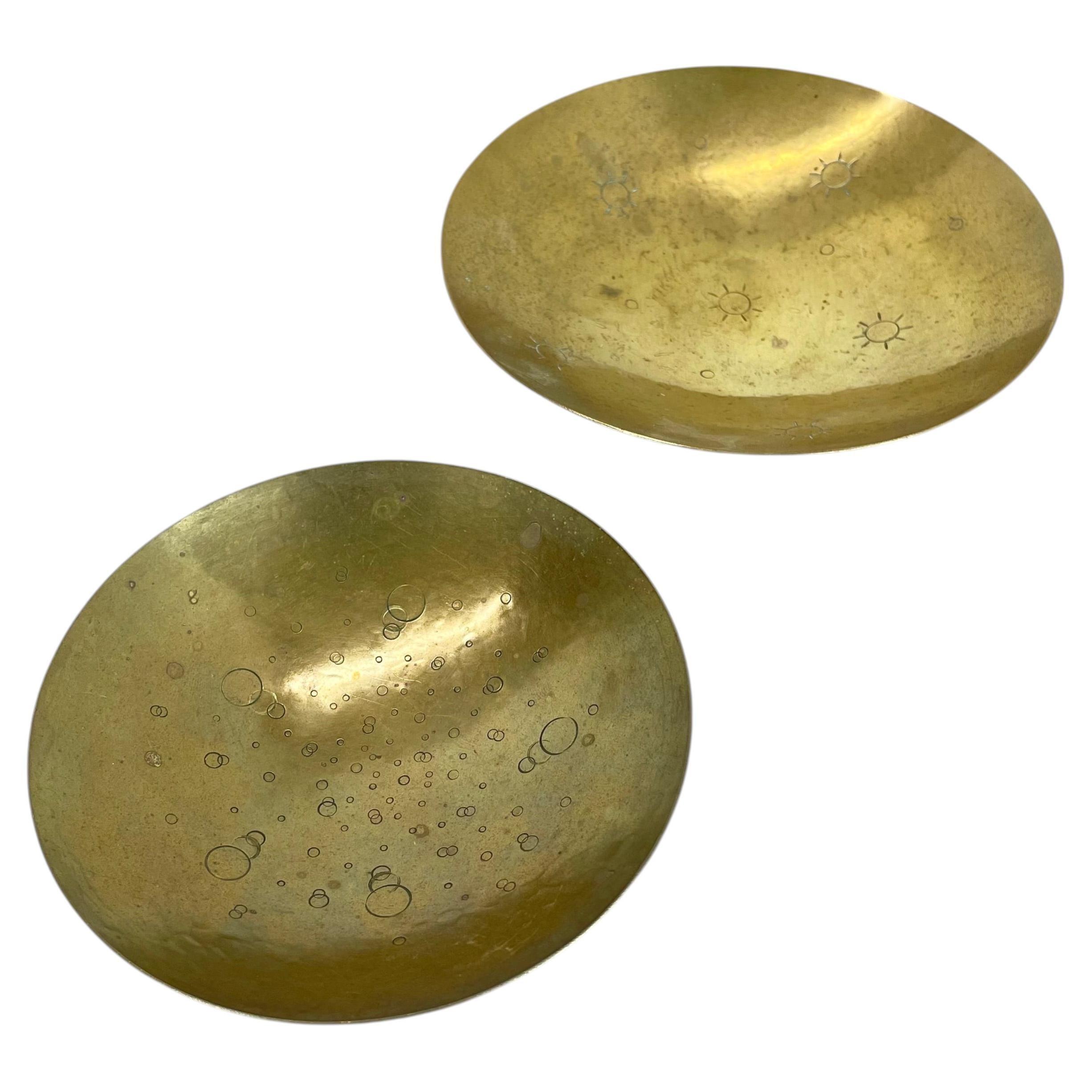 set of 2 Brass handmade Shell Plates by HAYNO FOCKEN, BAUHAUS, Germany, 1950s