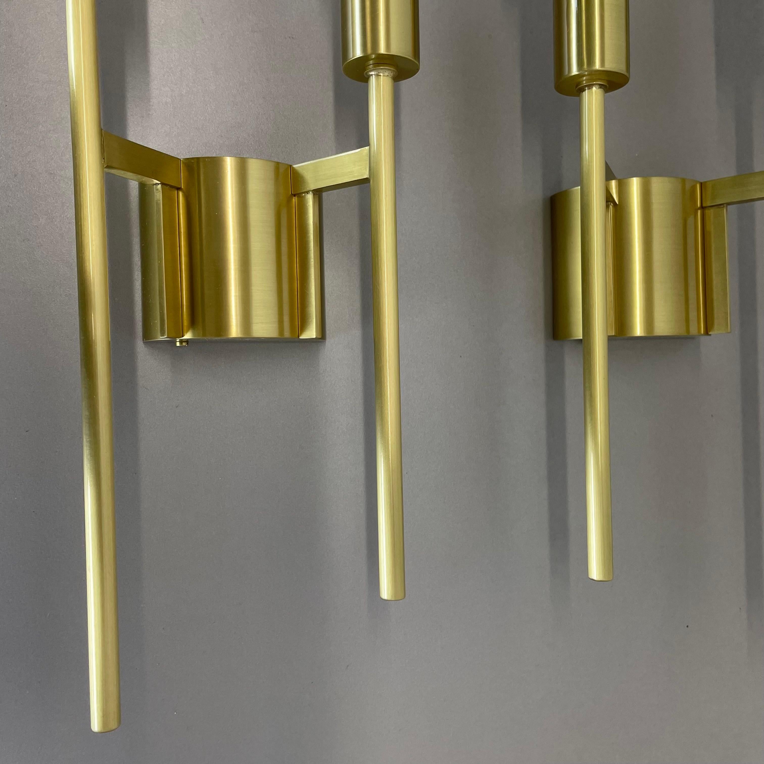 set of 2 Brass Italian Stilnovo Style Theatre Wall Light Sconces, Italy, 1950s For Sale 1