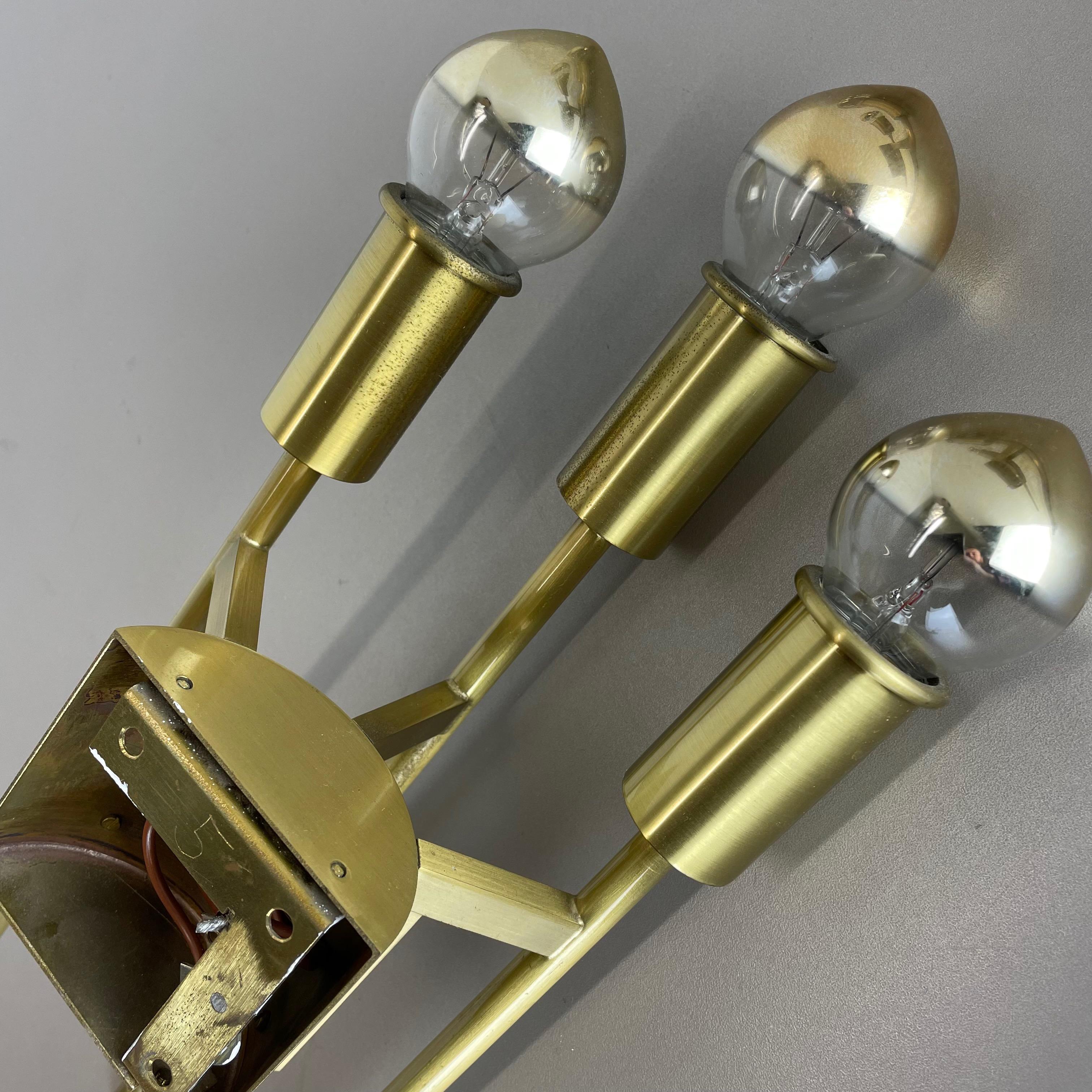 set of 2 Brass Italian Stilnovo Style Theatre Wall Light Sconces, Italy, 1970 For Sale 12