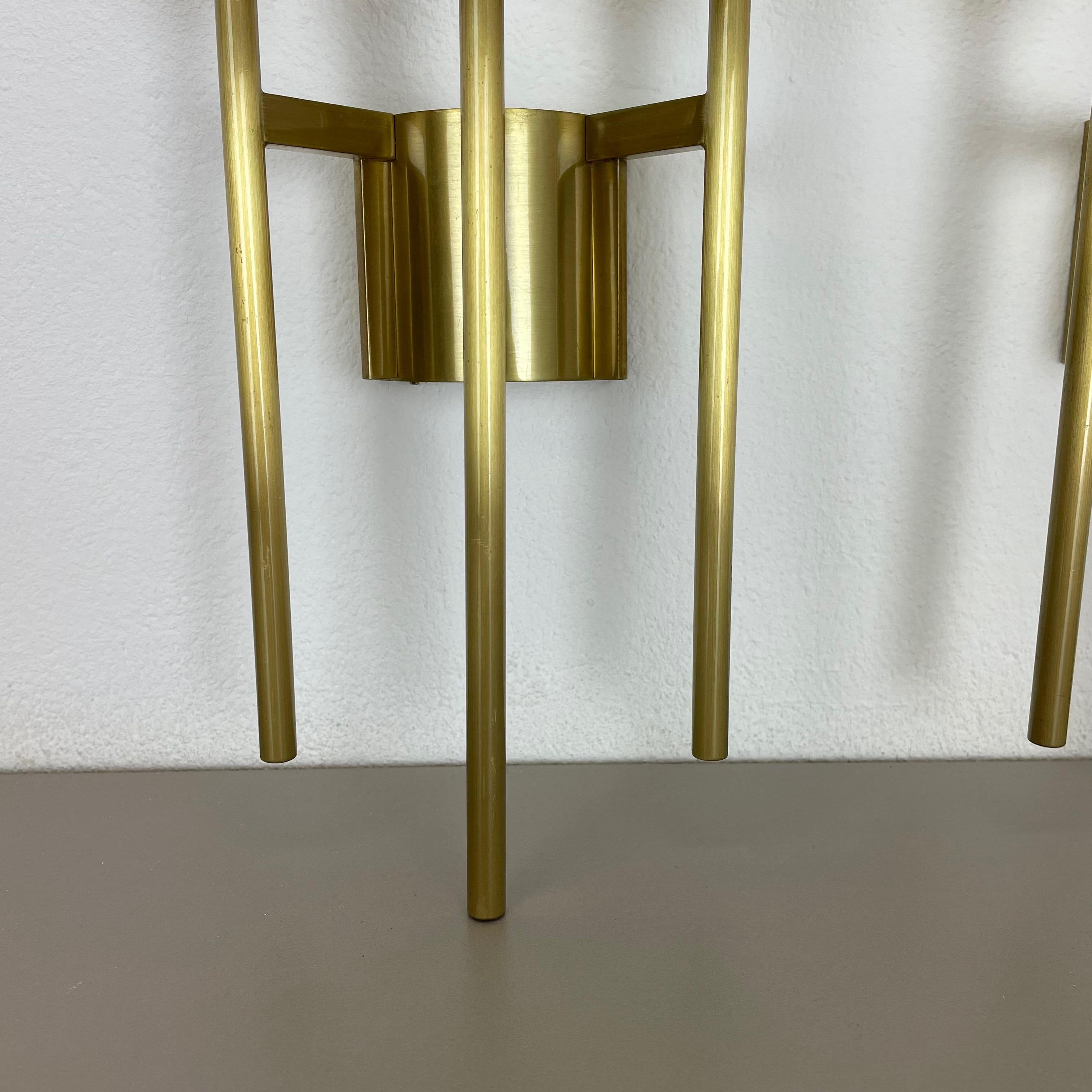 set of 2 Brass Italian Stilnovo Style Theatre Wall Light Sconces, Italy, 1970 In Good Condition For Sale In Kirchlengern, DE