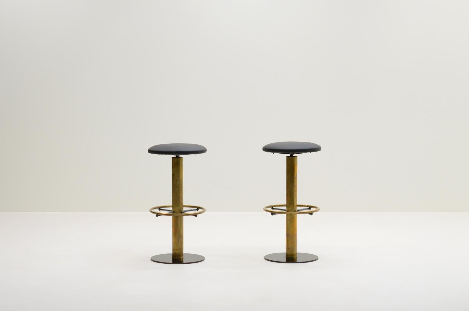 Mid-Century Modern Set of 2 brass swivel bar stools, 1950s Italy.