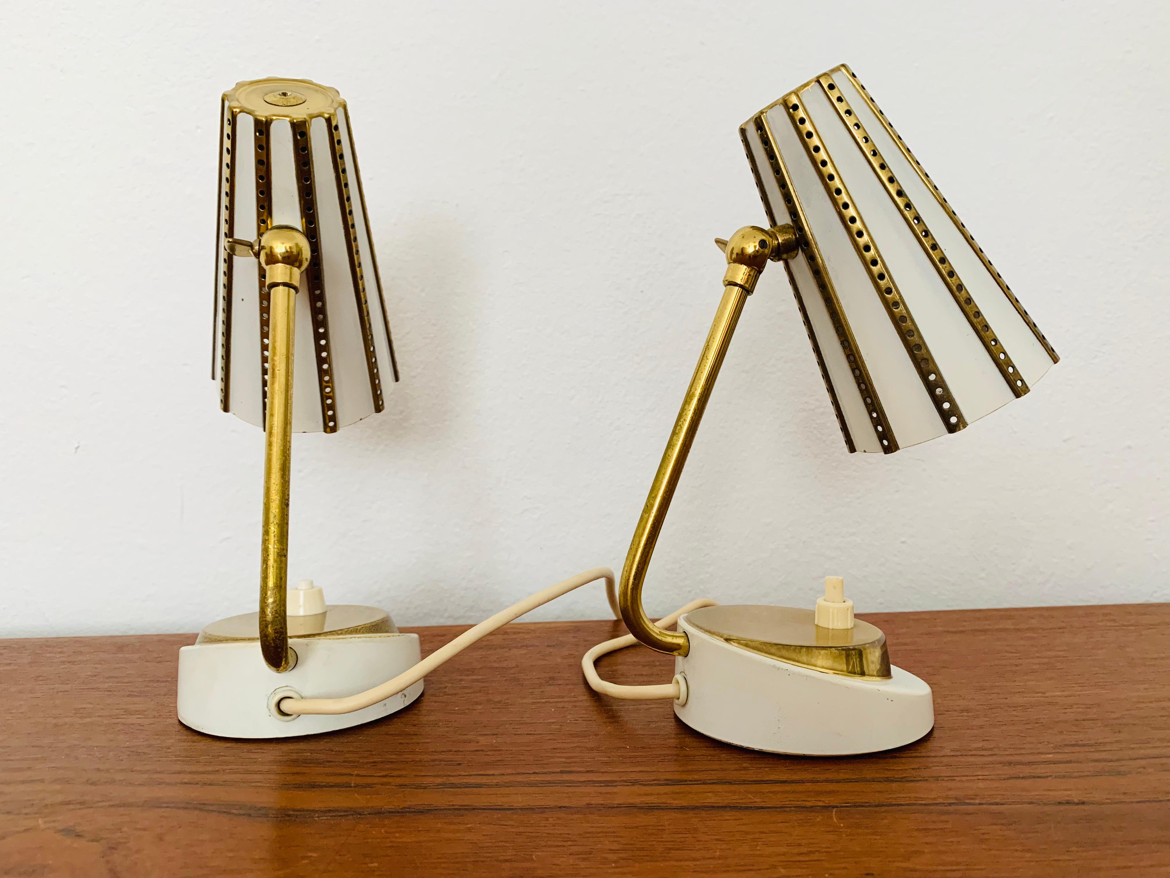 Mid-Century Modern Lot de 2 lampes de table en laiton en vente