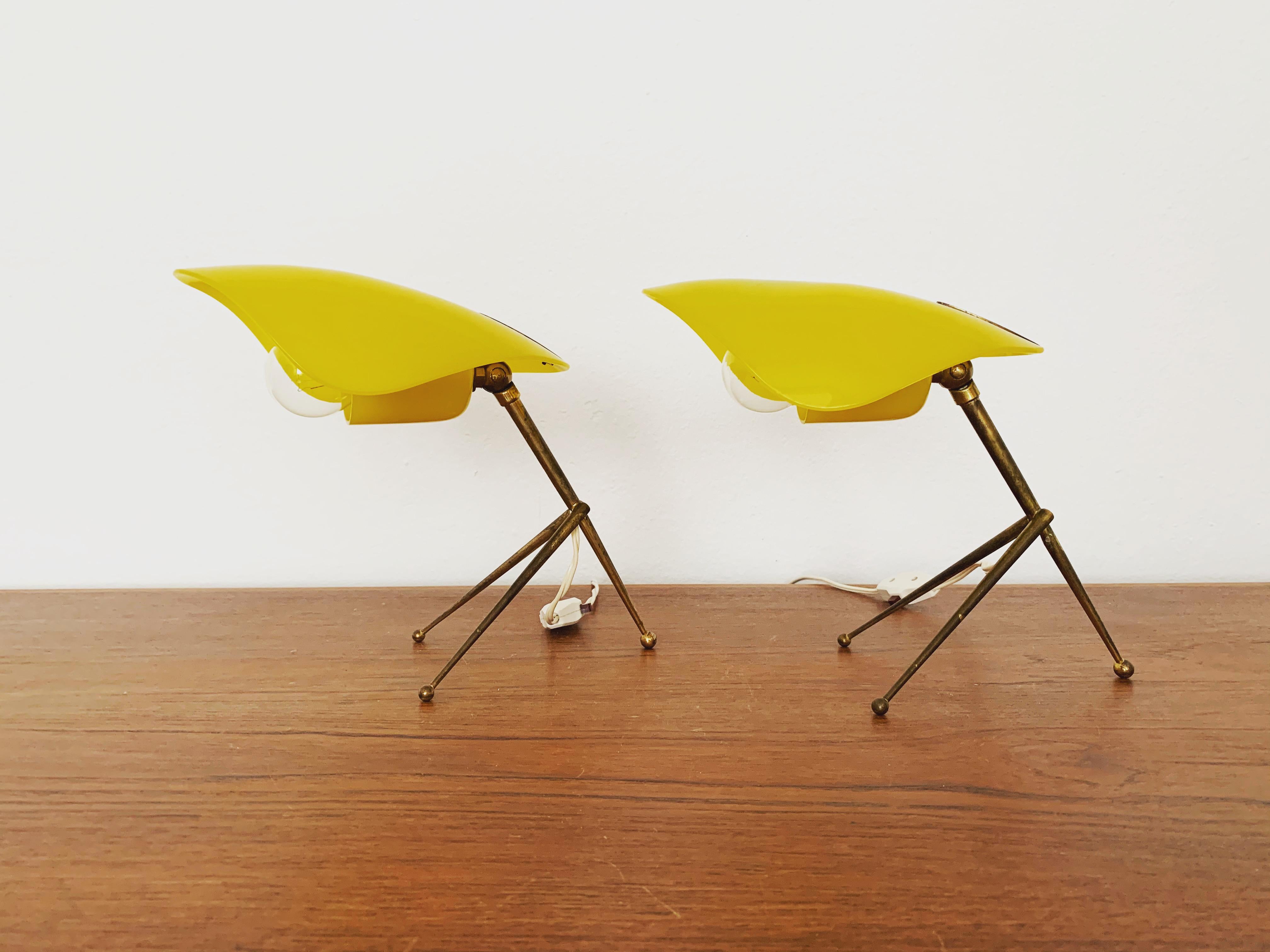 Mid-Century Modern Lot de 2 lampes de table en laiton en vente