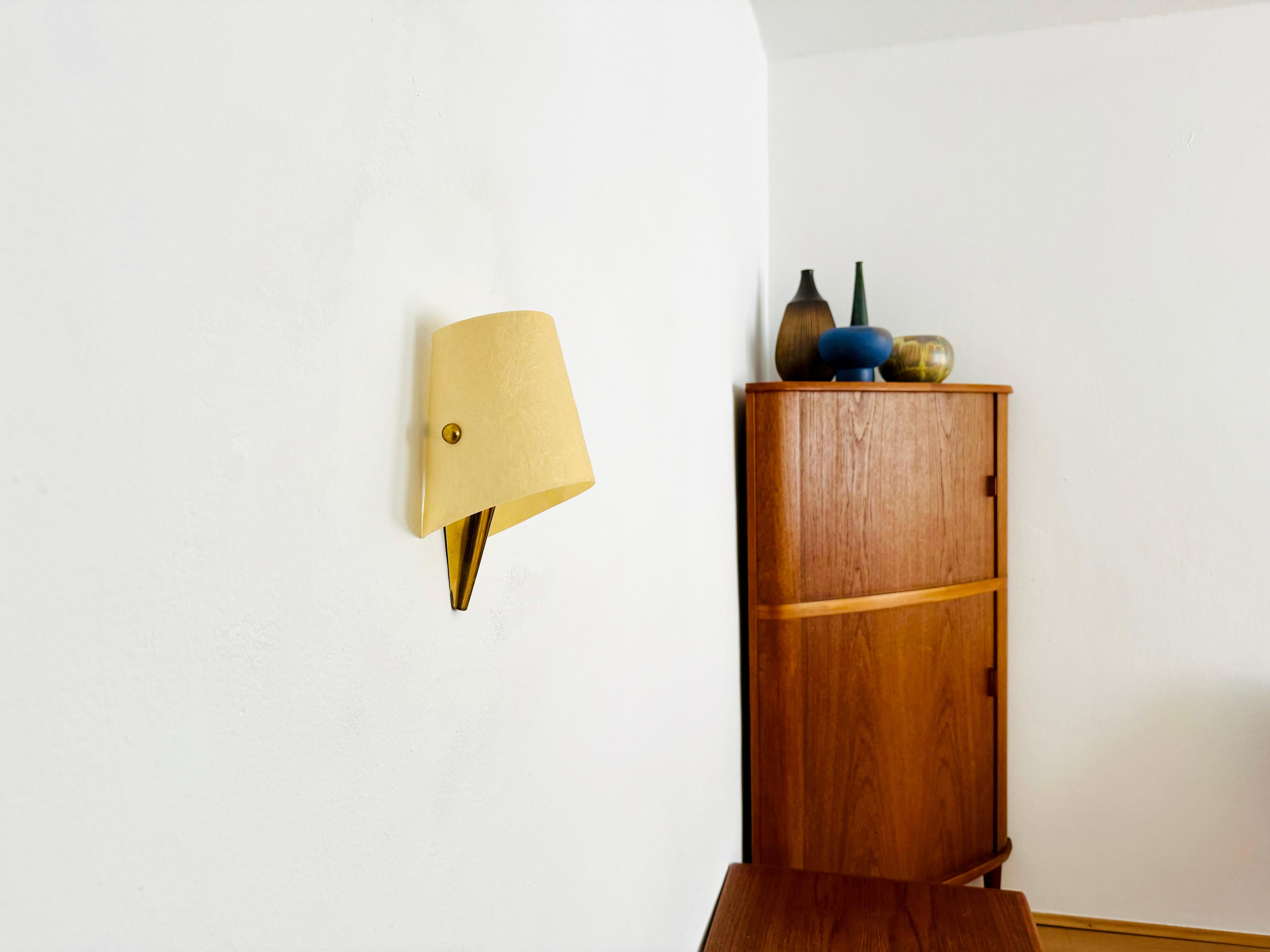 Set of 2 Brass Wall Lamps In Good Condition For Sale In München, DE
