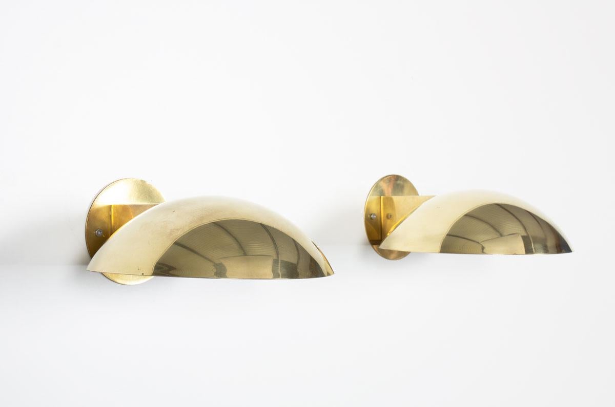 Italian Set of 2 brass wall lights, 1950s For Sale