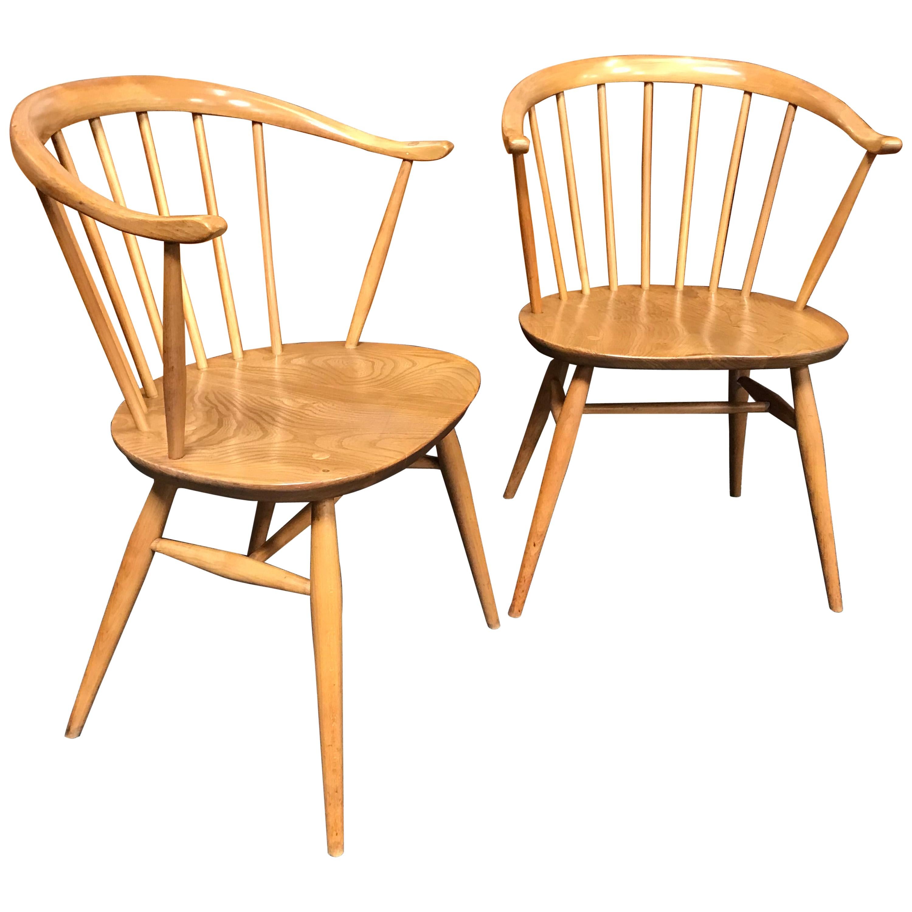 Set of 2 British Midcentury Model 449a Elm and Beech Cowhorn Chairs by