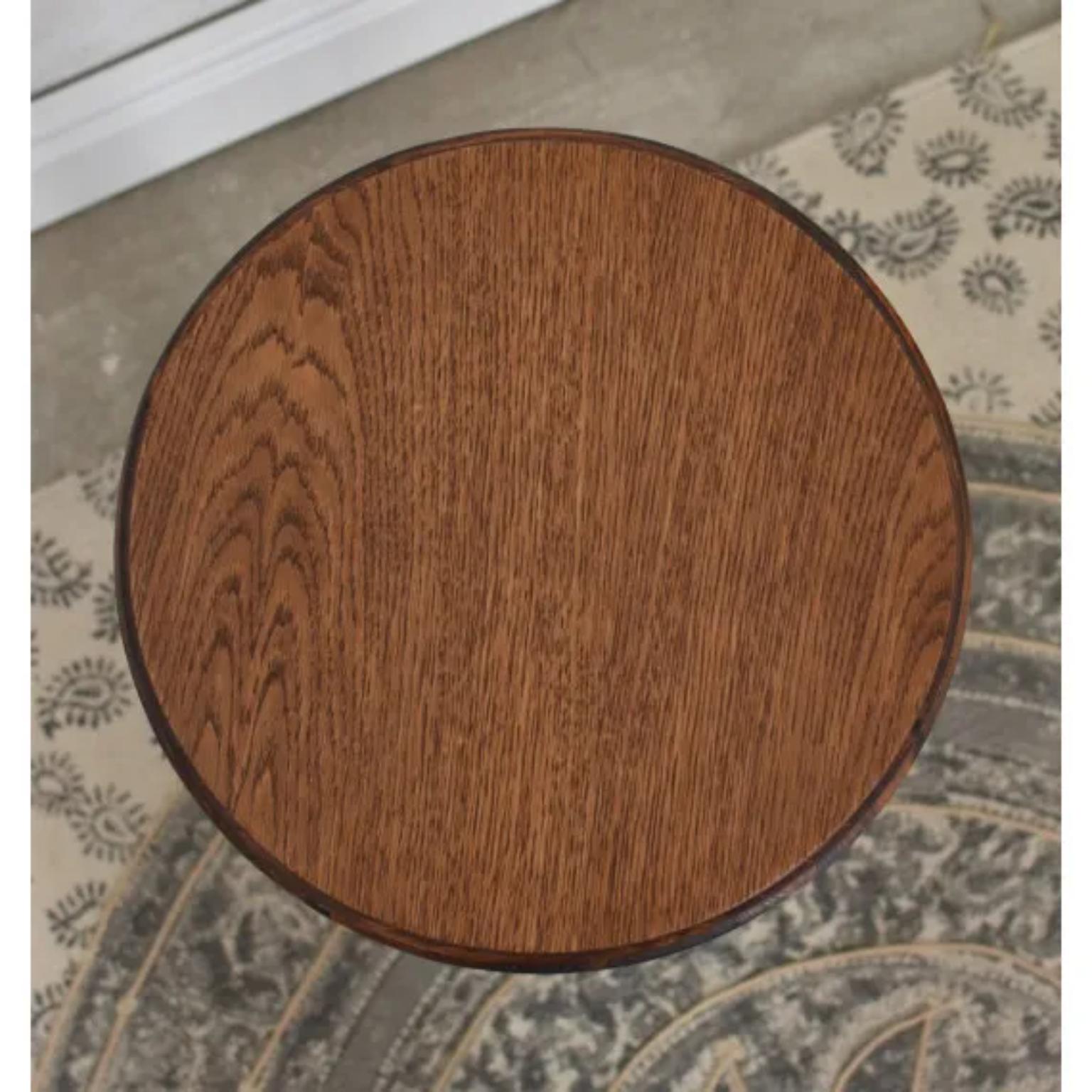 Ensemble de 2 tables d'appoint en bronze par Pastform
Dimensions : D 35 x L 35 x H 42 cm.
MATERIAL : Bois teinté et verni.

Disponible en différentes couleurs de bois : Whisky, Rhum, BPA, Nobel, Brandy, Schwarz, Honey, Nevada, Dark Brown, Cognac et