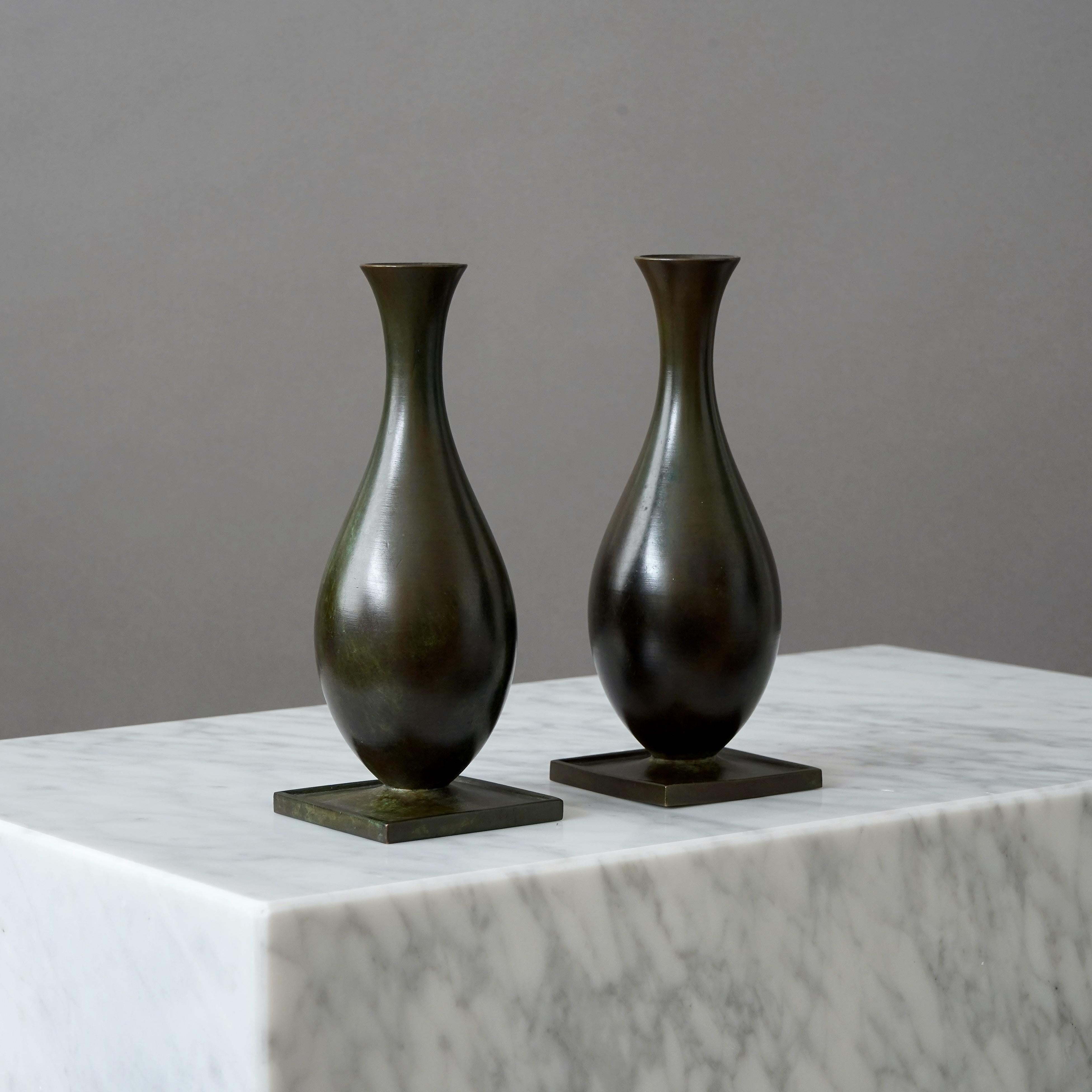 Scandinavian Modern Set of 2 Bronze Art Deco Vases by GAB Guldsmedsaktiebolaget, Sweden, 1930s For Sale