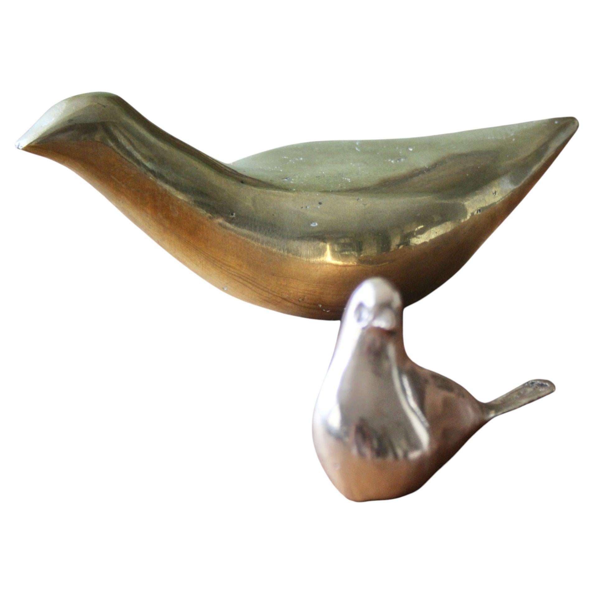 Set of 2 bronze birds sculpture