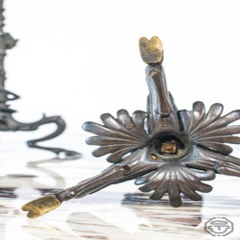 Ensemble de 2 bougeoirs en bronze par Victor Paillard Excellent état - En vente à Andrézieux-Bouthéon, FR