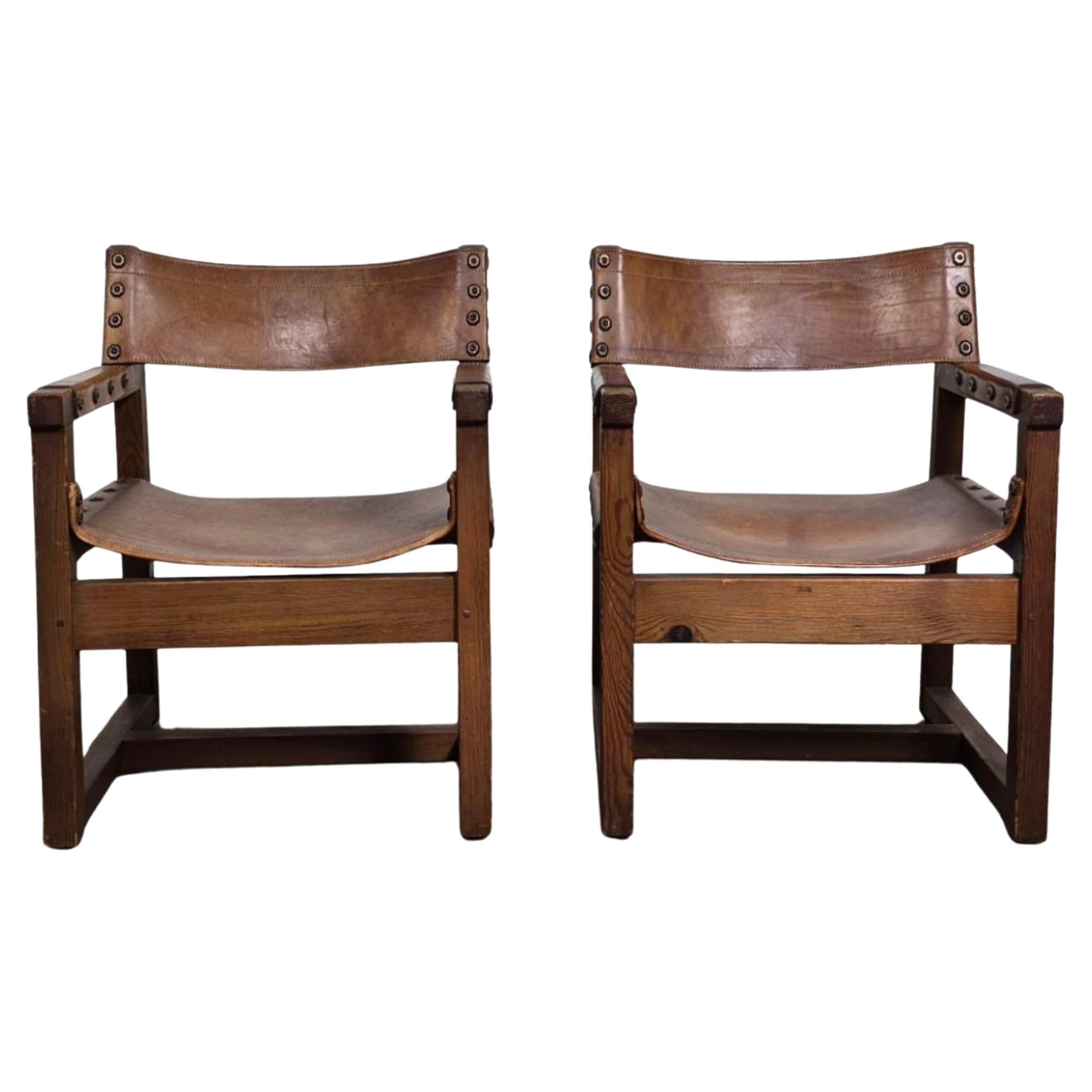 Set di 2 sedie brutaliste in pelle e pino di BIOSCA, Spagna, anni '50 in vendita