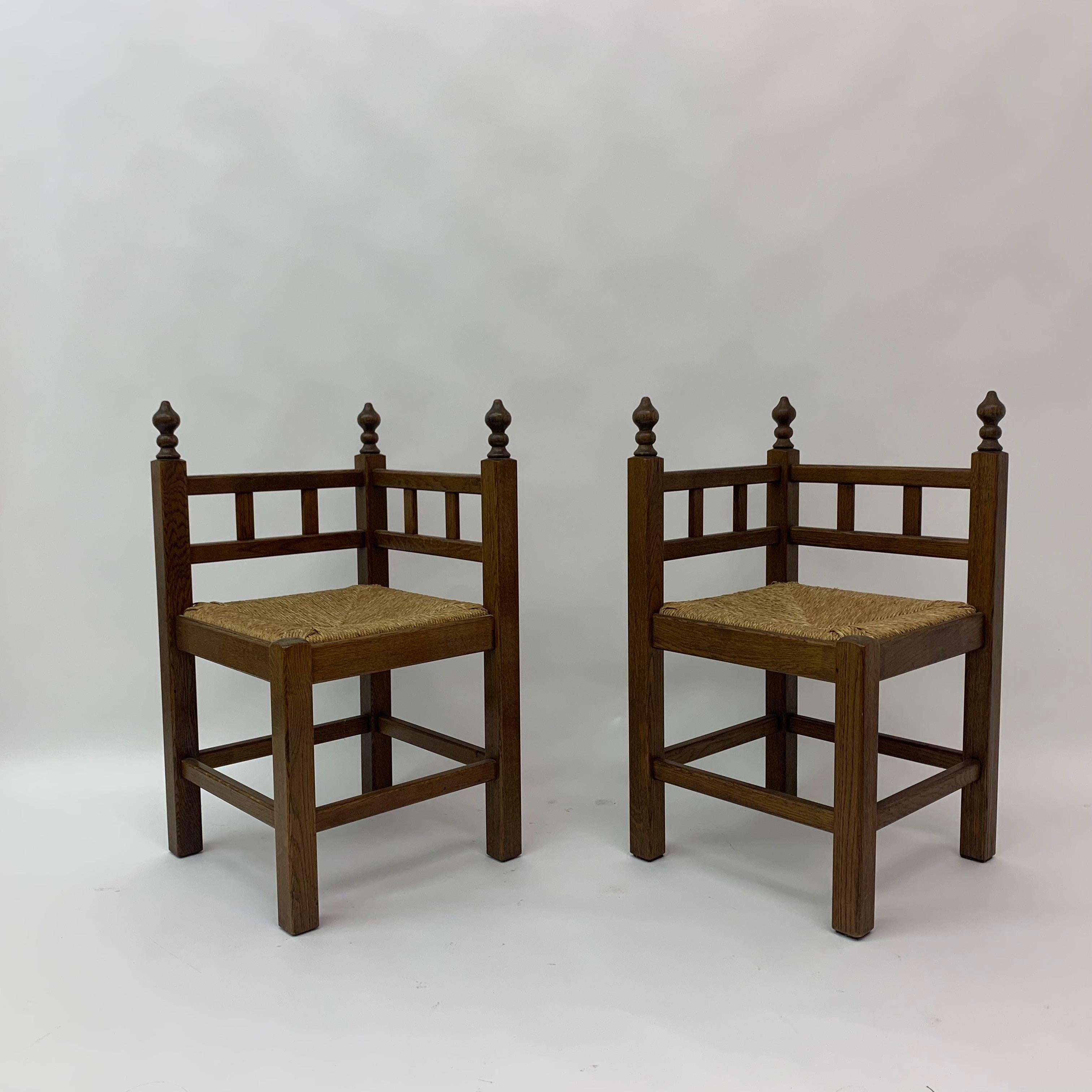 Set of 2 brutalist oak & wicker corner chairs, 1970’s 3