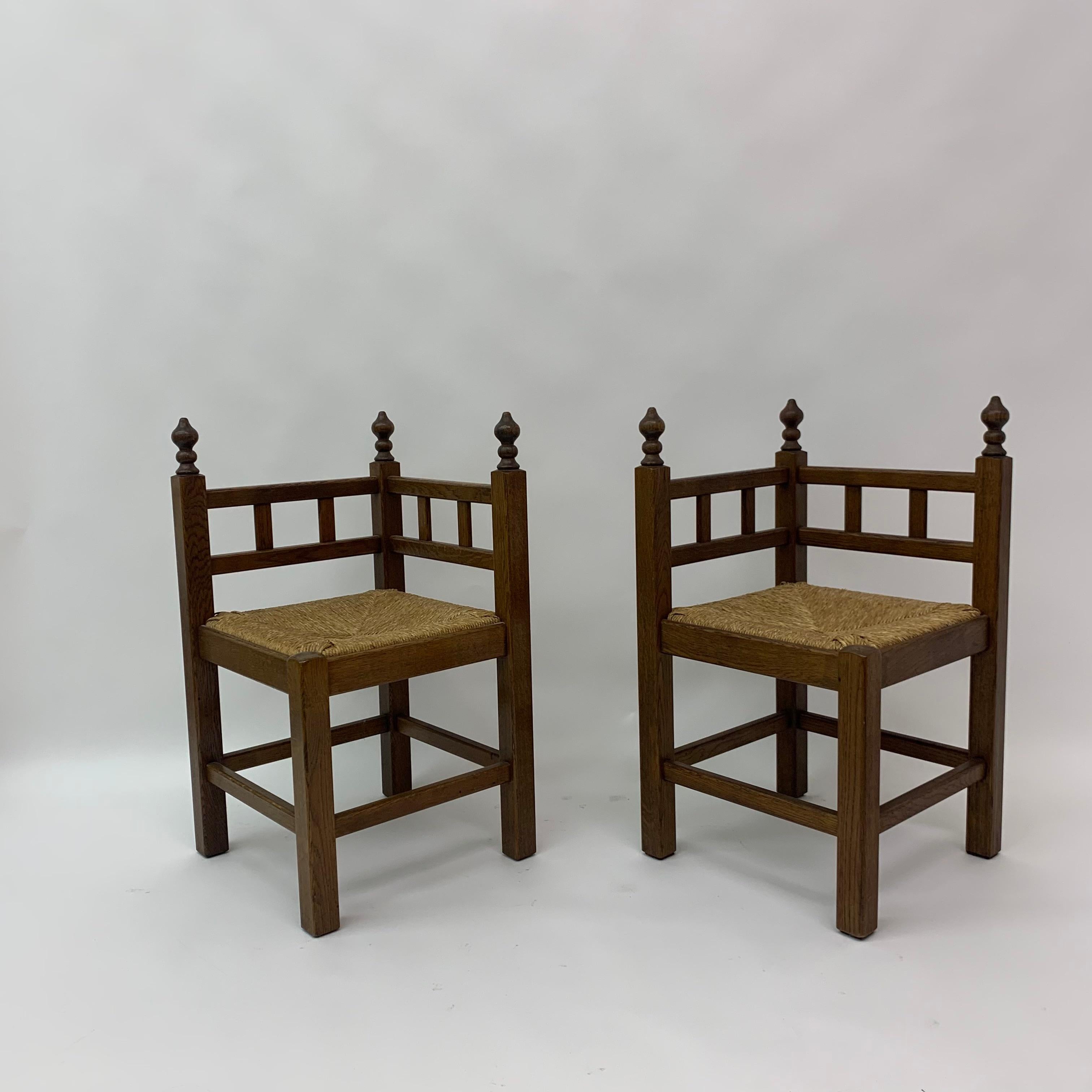 Set of 2 brutalist oak & wicker corner chairs, 1970’s 5