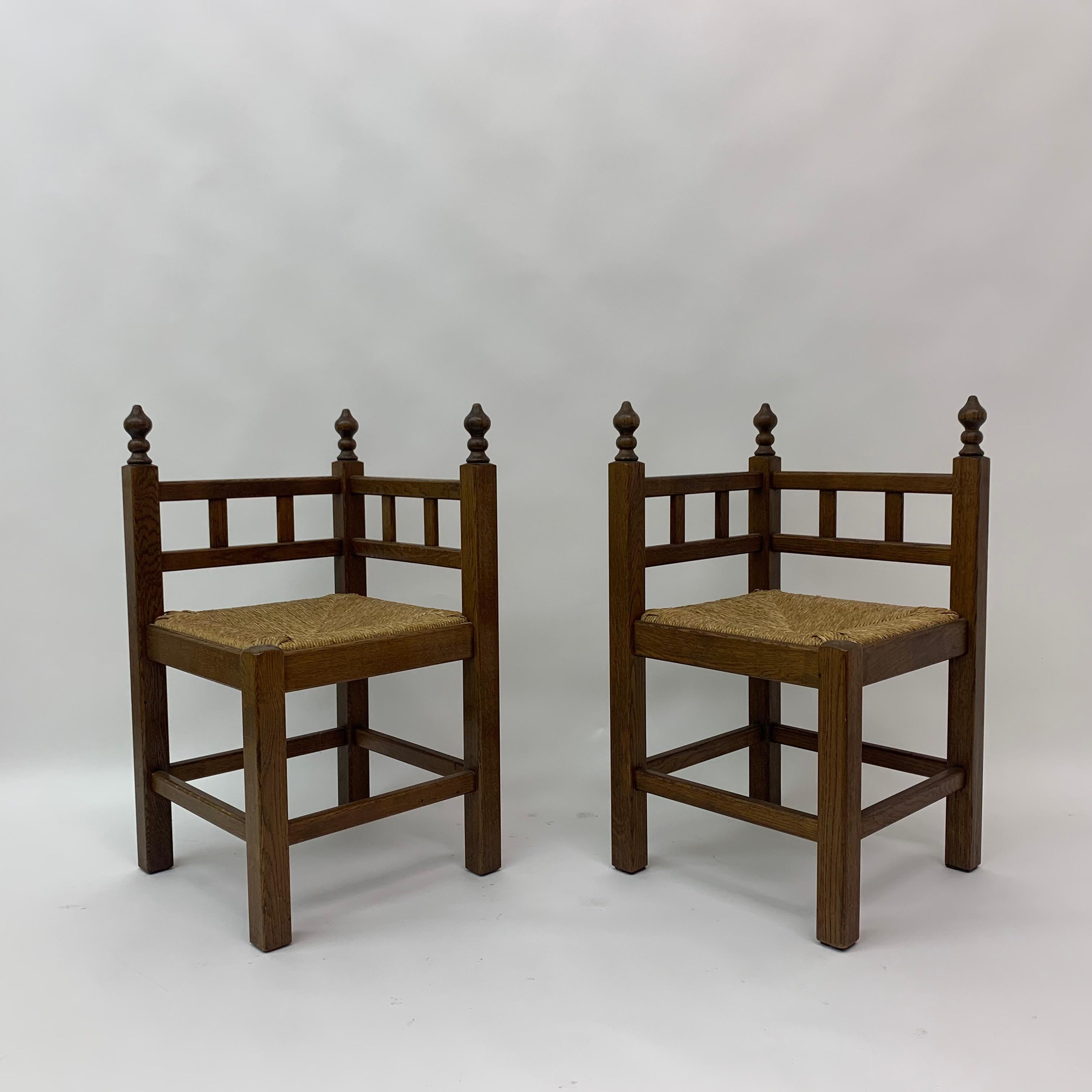 Set of 2 brutalist oak & wicker corner chairs, 1970’s 2