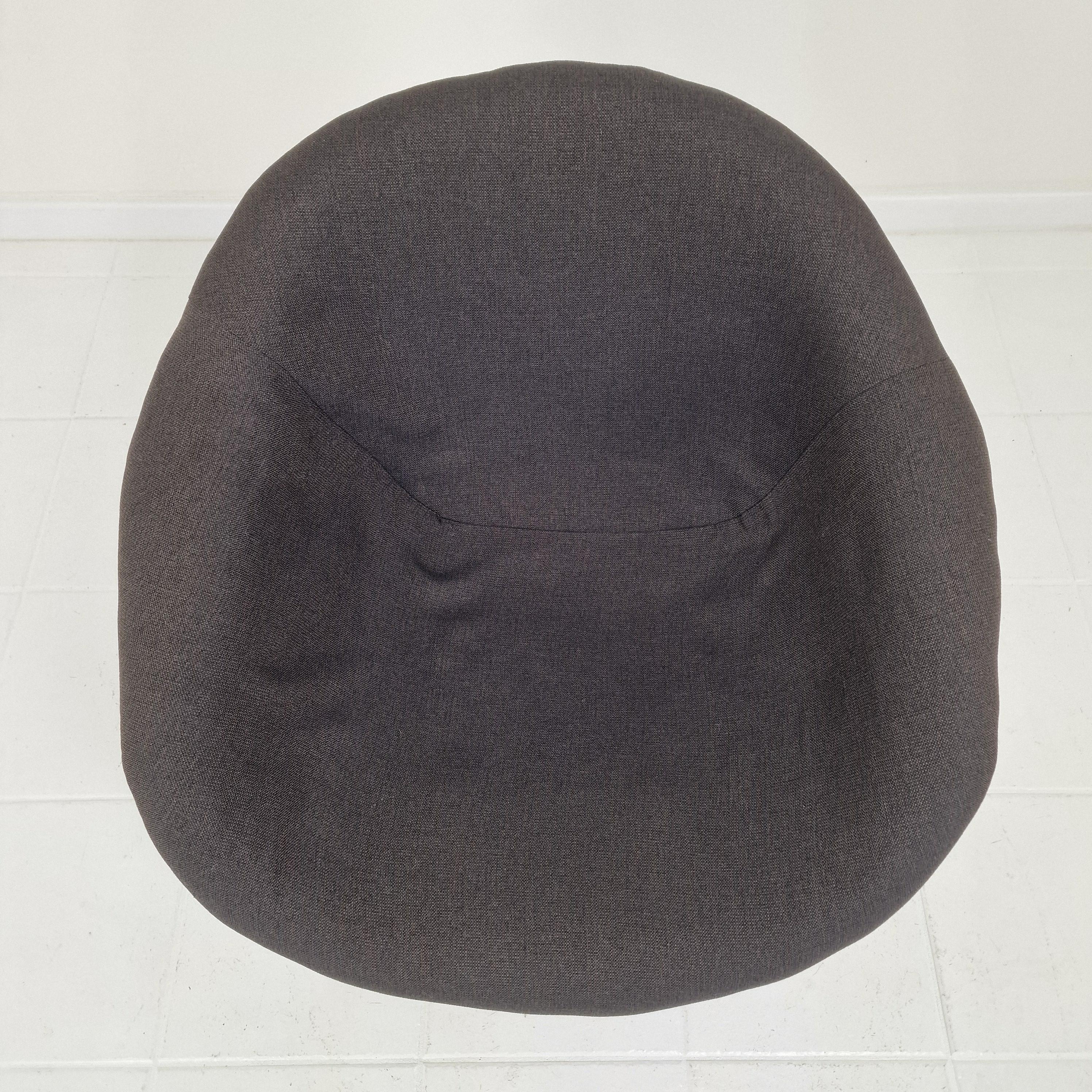 Set di 2 sedie da salotto a secchiello di Miroslav Navrátil per Vertex, anni '60 in vendita 11